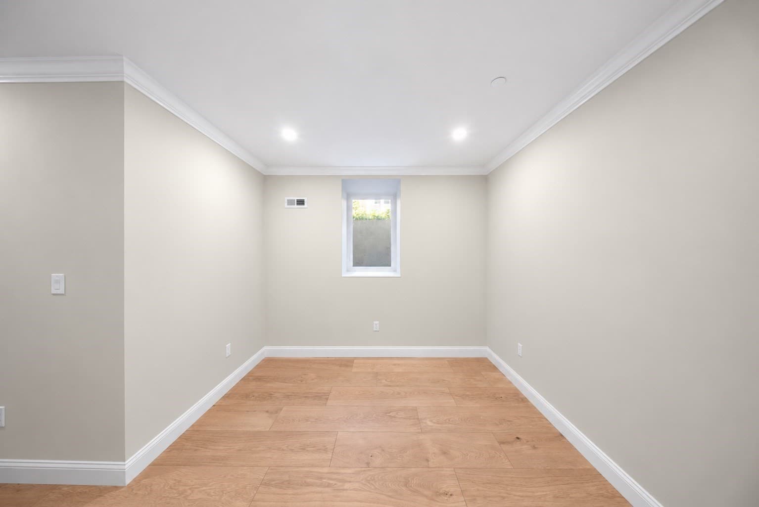 Condominium at 64 Dalby St # 1, Newton MA 02458, Newton, photo 7 of 22