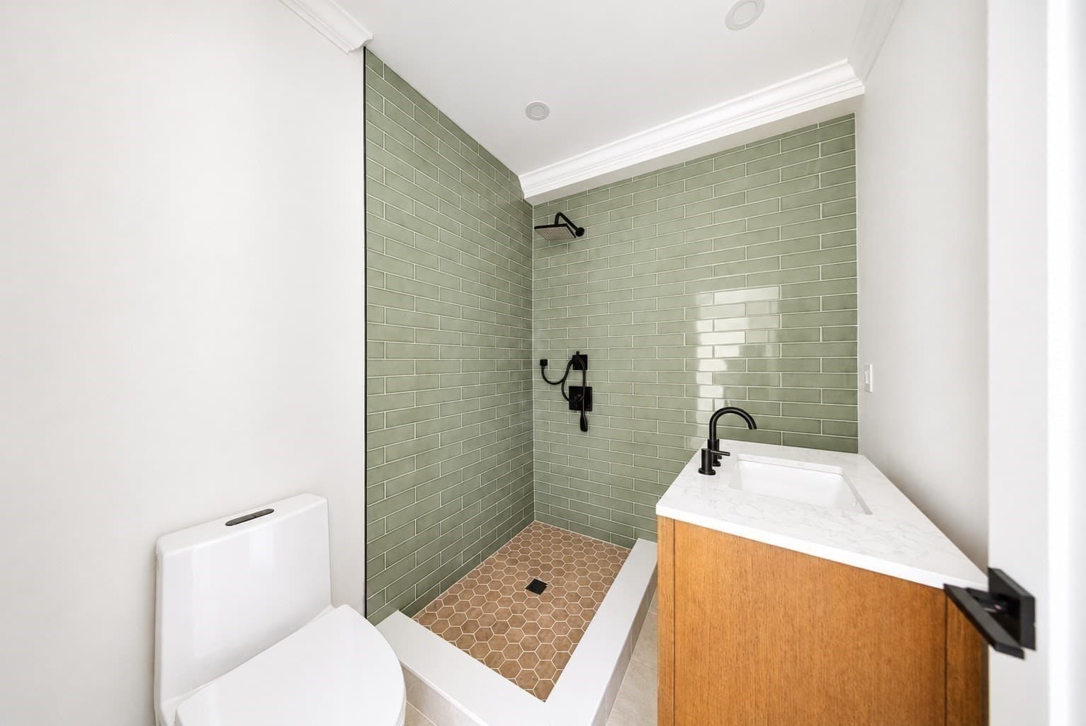 Condominium at 64 Dalby St # 1, Newton MA 02458, Newton, photo 10 of 22