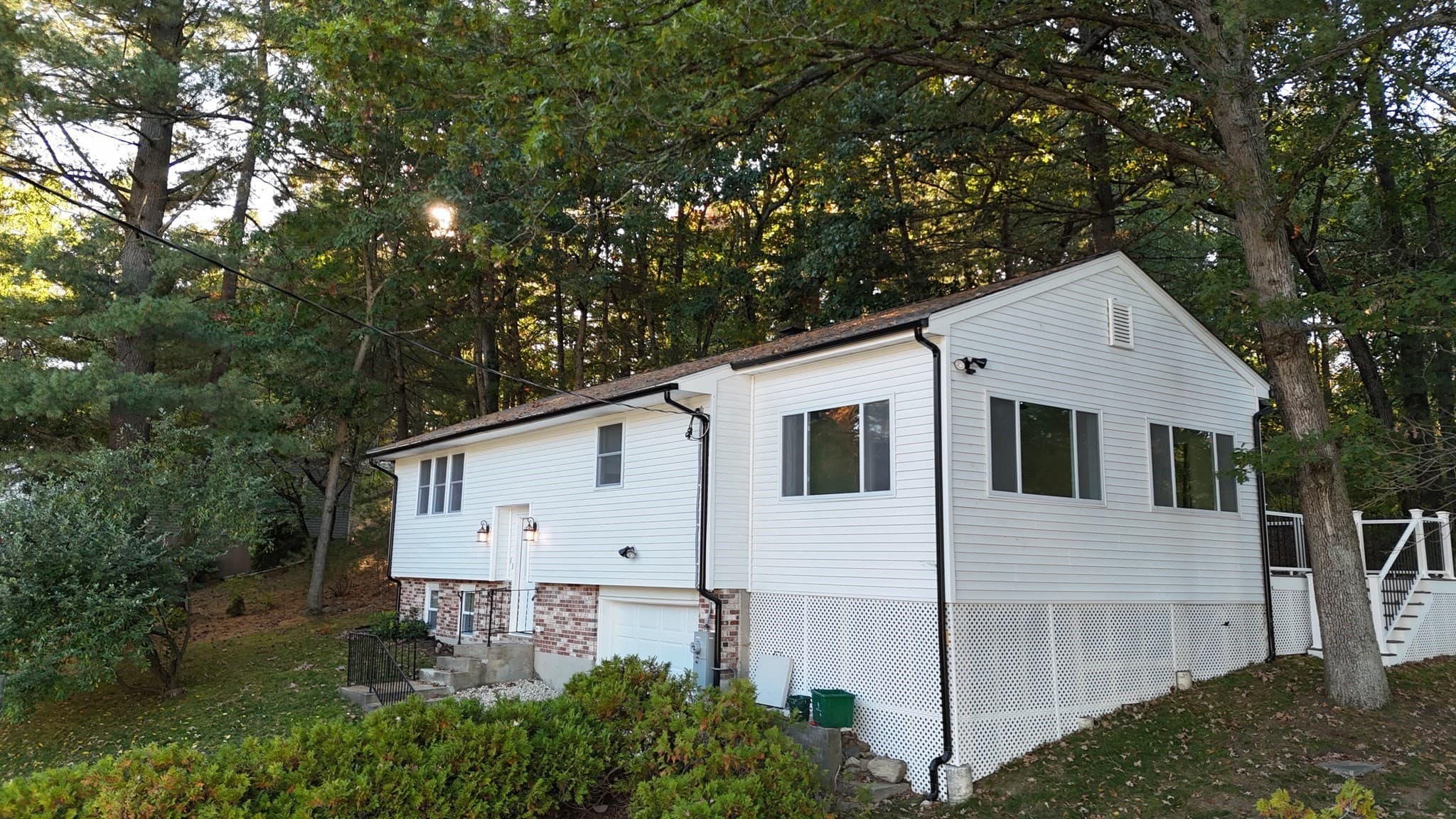 Single Family Residence at 19 New Searles Rd, Nashua NH 03062, Nashua, photo 2 of 31