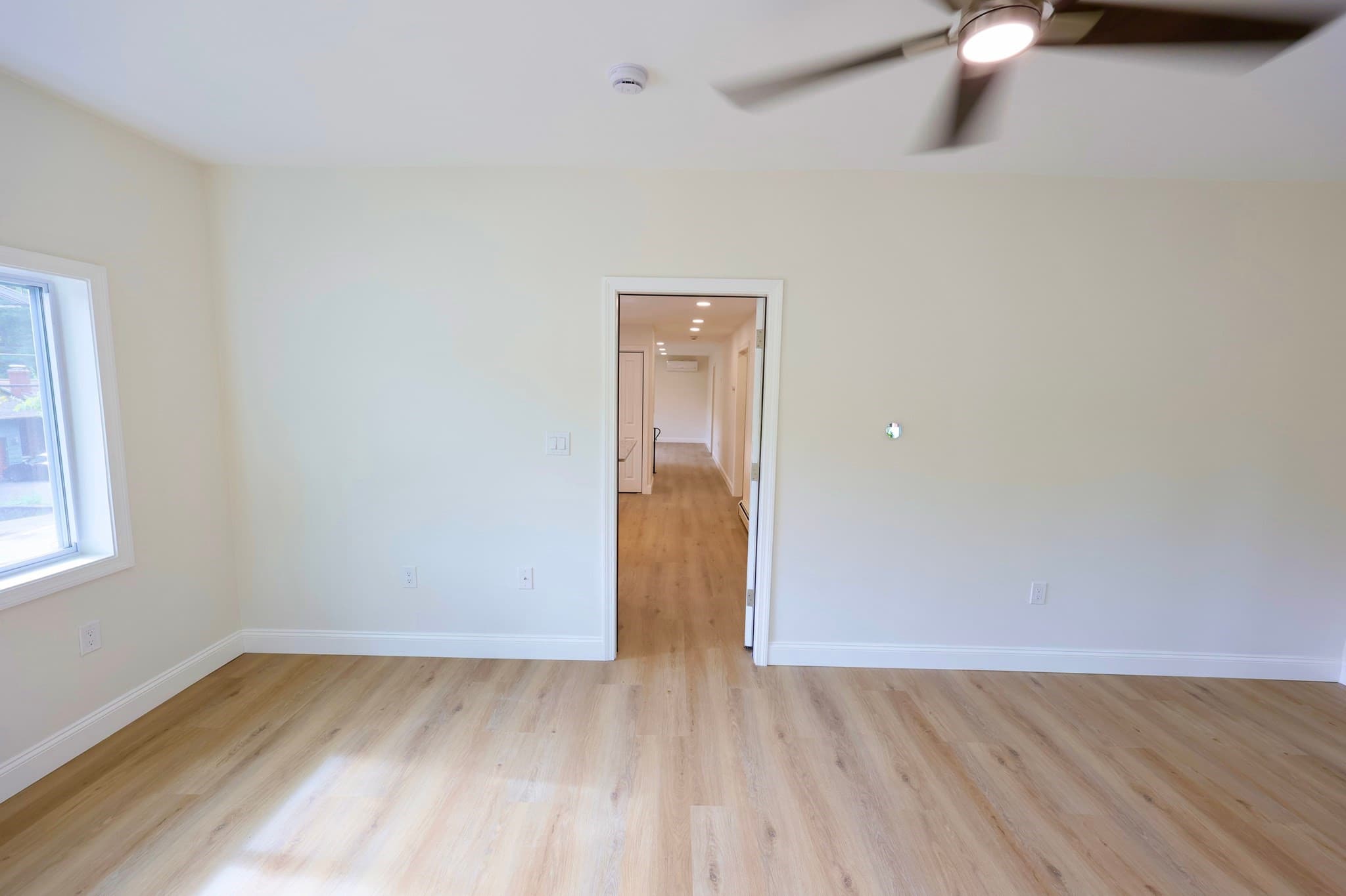 Single Family Residence at 19 New Searles Rd, Nashua NH 03062, Nashua, photo 17 of 31