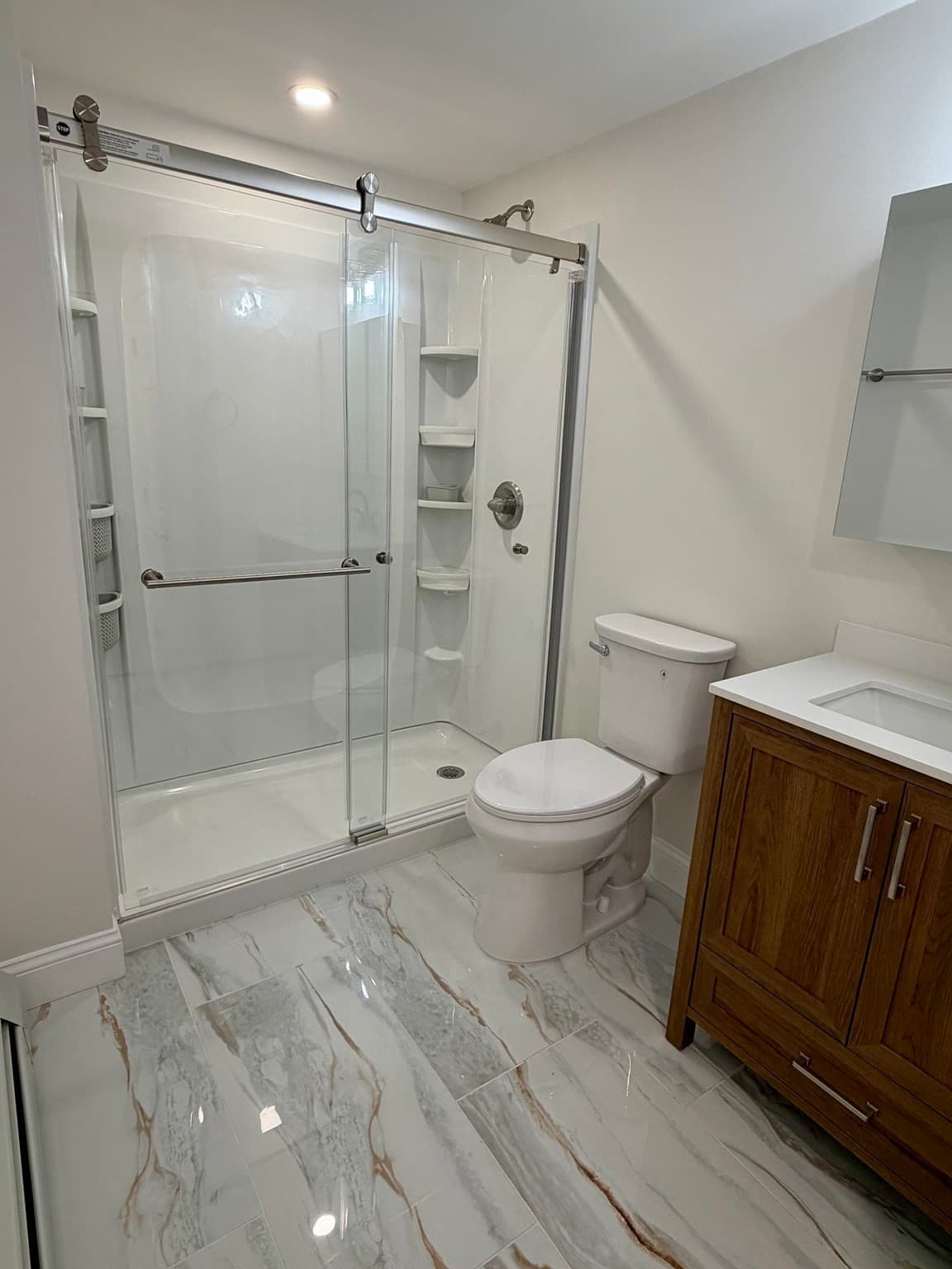 Single Family Residence at 19 New Searles Rd, Nashua NH 03062, Nashua, photo 12 of 31