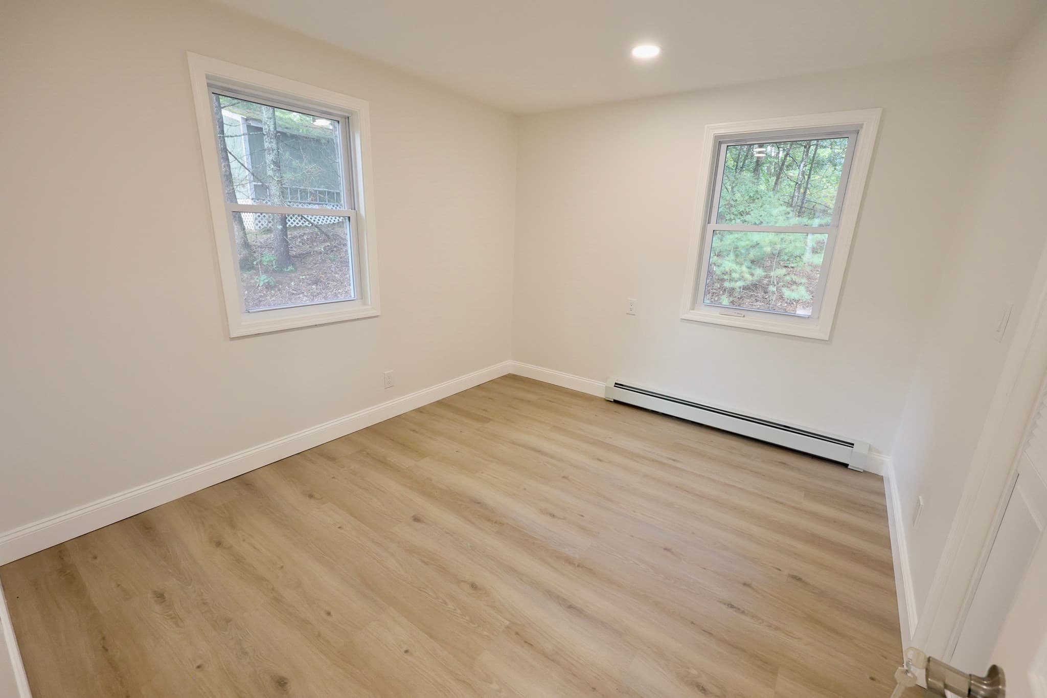 Single Family Residence at 19 New Searles Rd, Nashua NH 03062, Nashua, photo 25 of 31