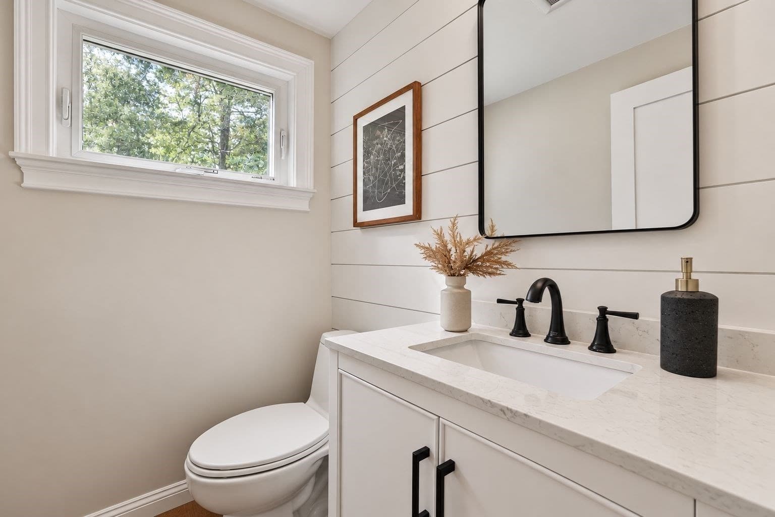 Single Family Residence at 5 Townsend Rd, Lynnfield MA 01940, Lynnfield, photo 26 of 42