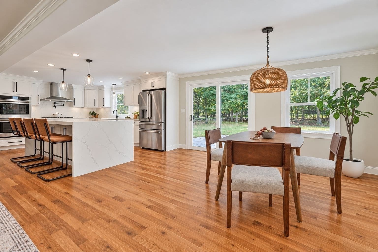 Single Family Residence at 5 Townsend Rd, Lynnfield MA 01940, Lynnfield, photo 7 of 42