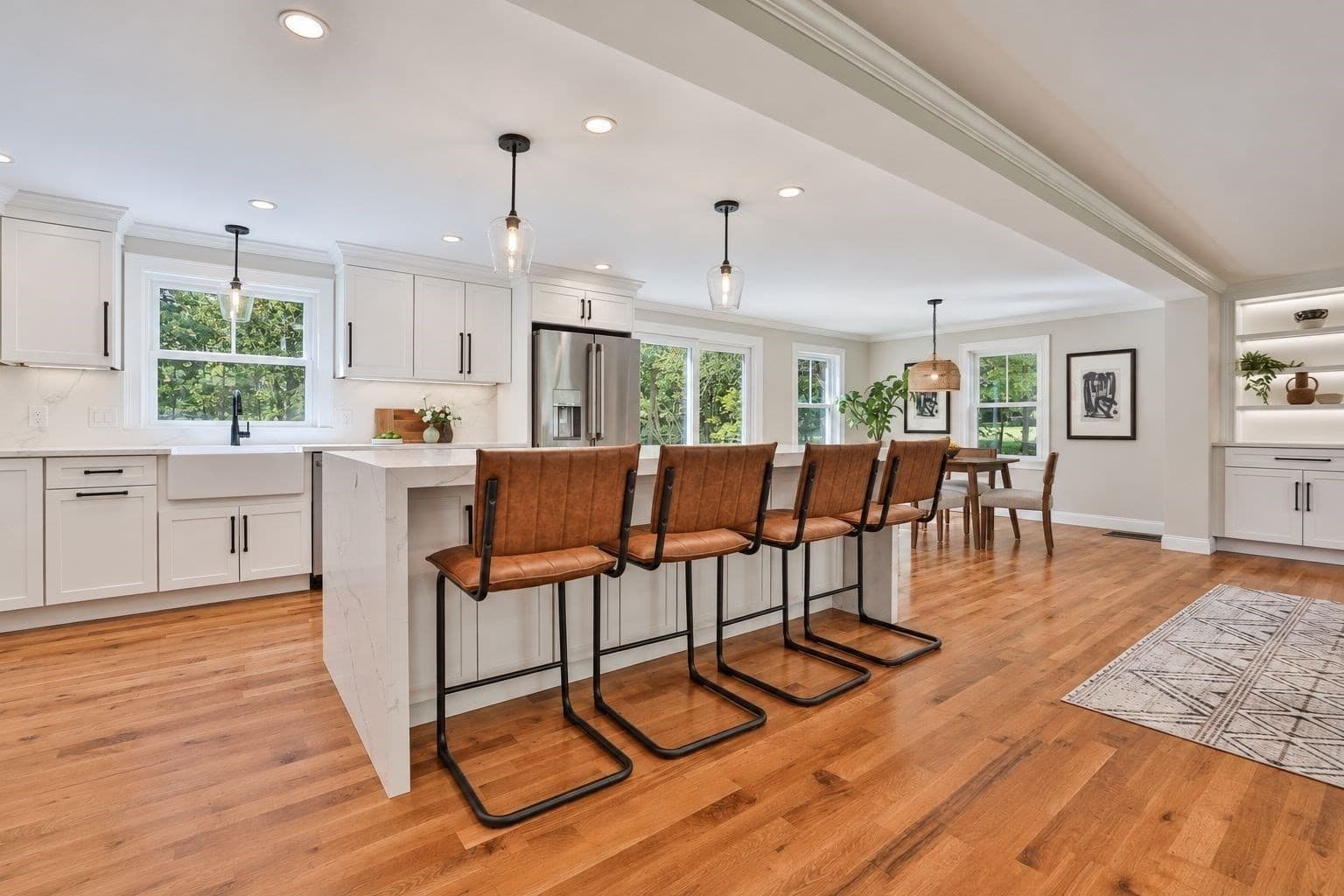 Single Family Residence at 5 Townsend Rd, Lynnfield MA 01940, Lynnfield, photo 3 of 42