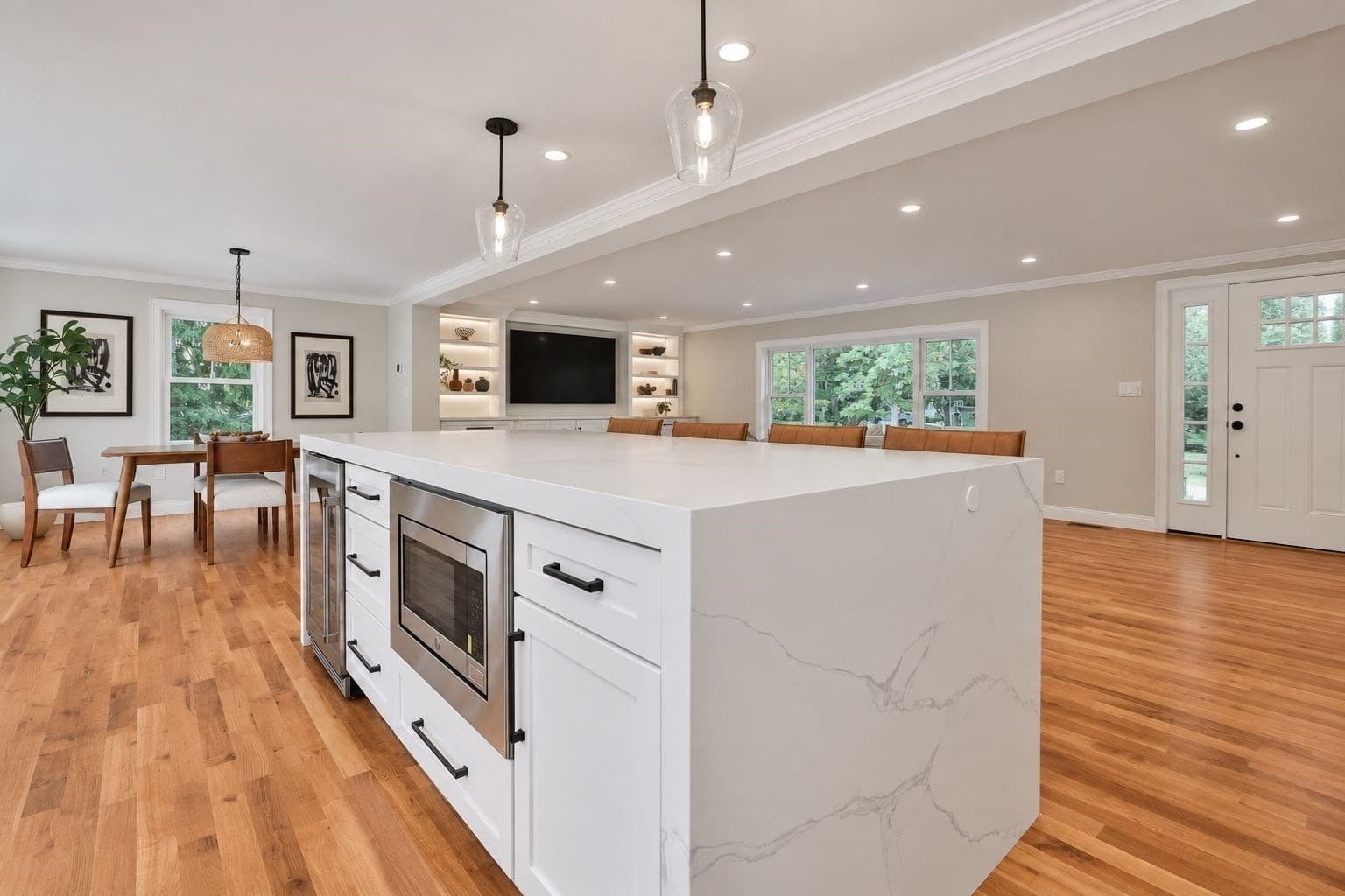 Single Family Residence at 5 Townsend Rd, Lynnfield MA 01940, Lynnfield, photo 9 of 42