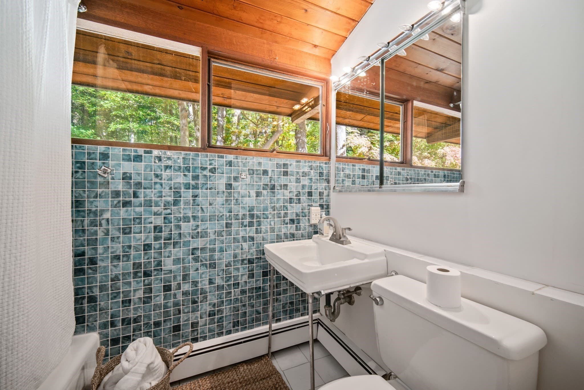 Single Family Residence at 103 Puritan Lane, Sudbury MA 01776, Sudbury, photo 33 of 37