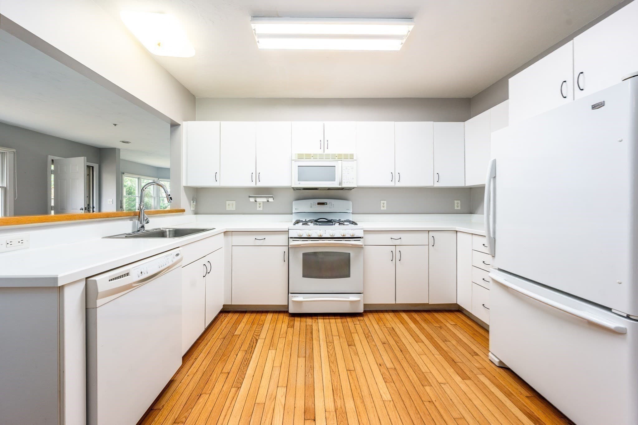 Condominium at 16 Boxwood Circle # 16, Yarmouth MA 02675, Yarmouth, photo 17 of 27