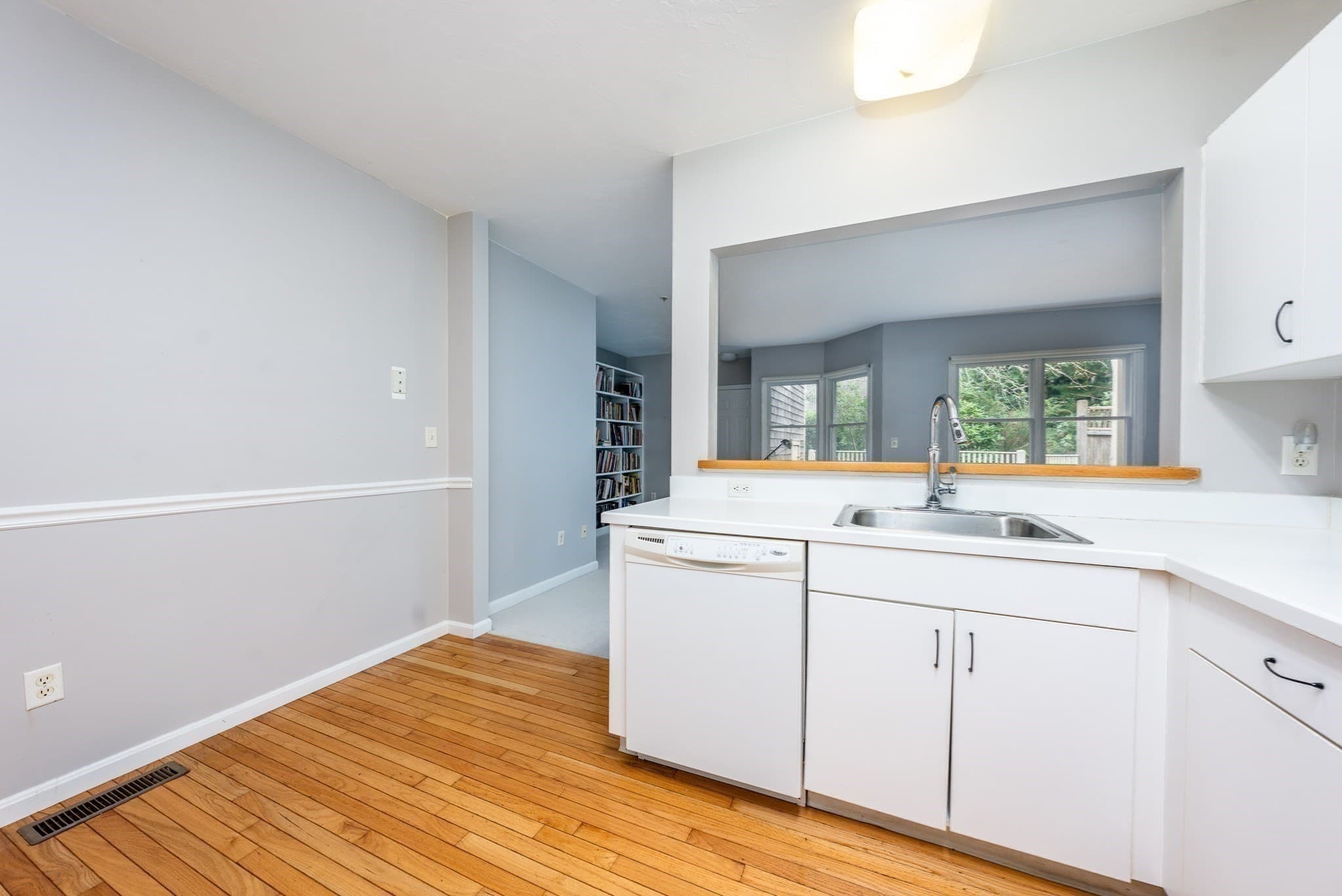 Condominium at 16 Boxwood Circle # 16, Yarmouth MA 02675, Yarmouth, photo 16 of 27