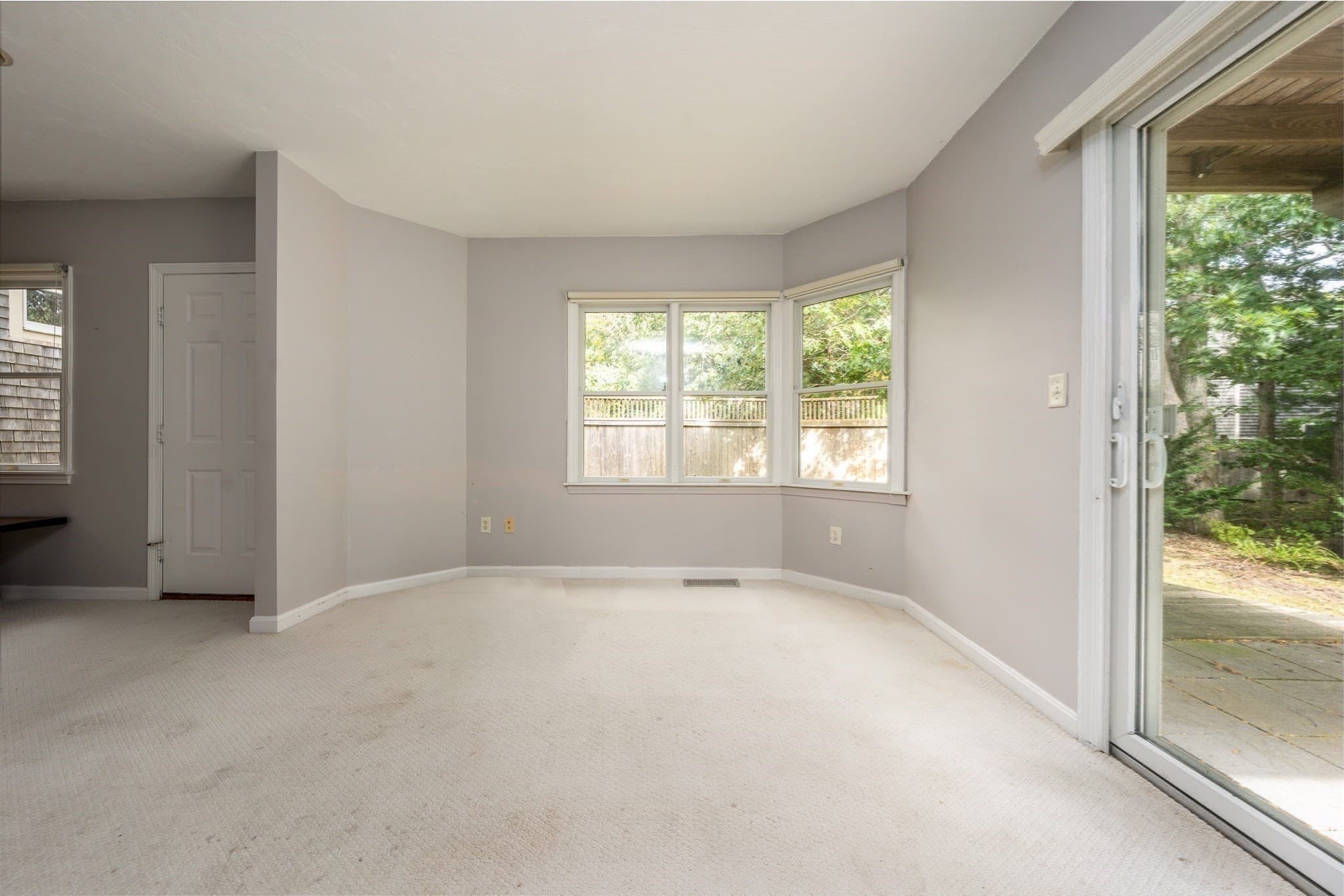Condominium at 16 Boxwood Circle # 16, Yarmouth MA 02675, Yarmouth, photo 5 of 27