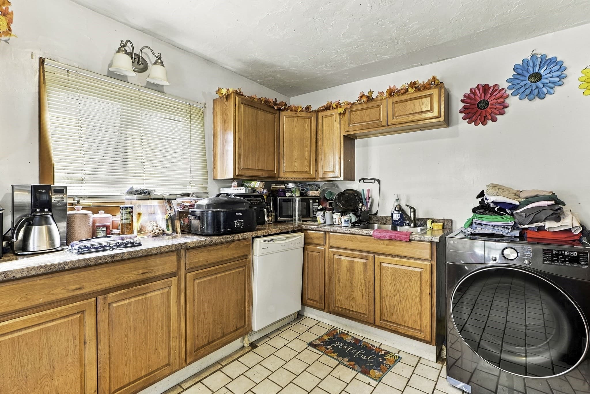 Multi Family at 57 Chester St, Fitchburg MA 01420, Fitchburg, photo 17 of 39