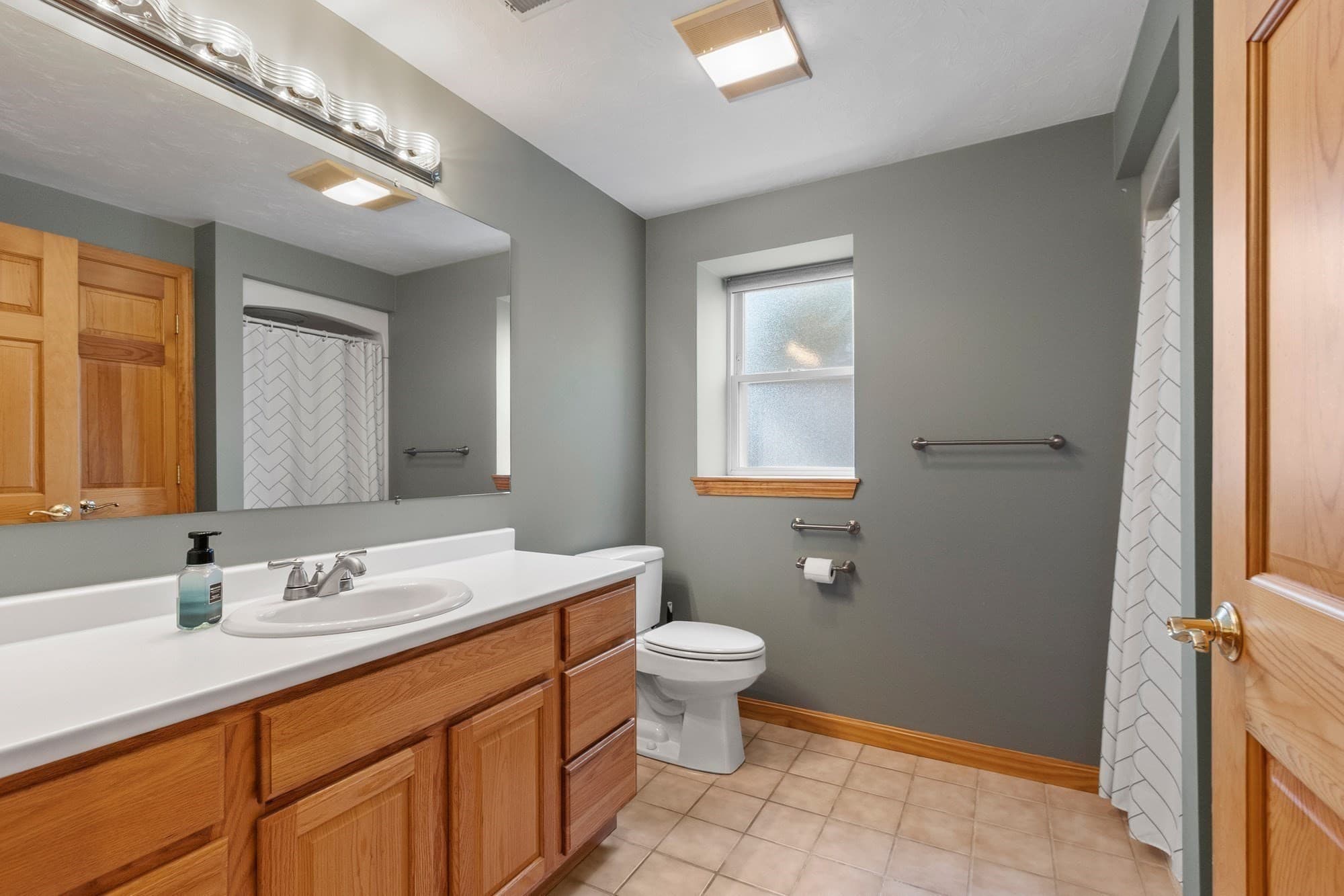 Single Family Residence at 24 Wheelock Ave, Millbury MA 01527, Millbury, photo 37 of 41