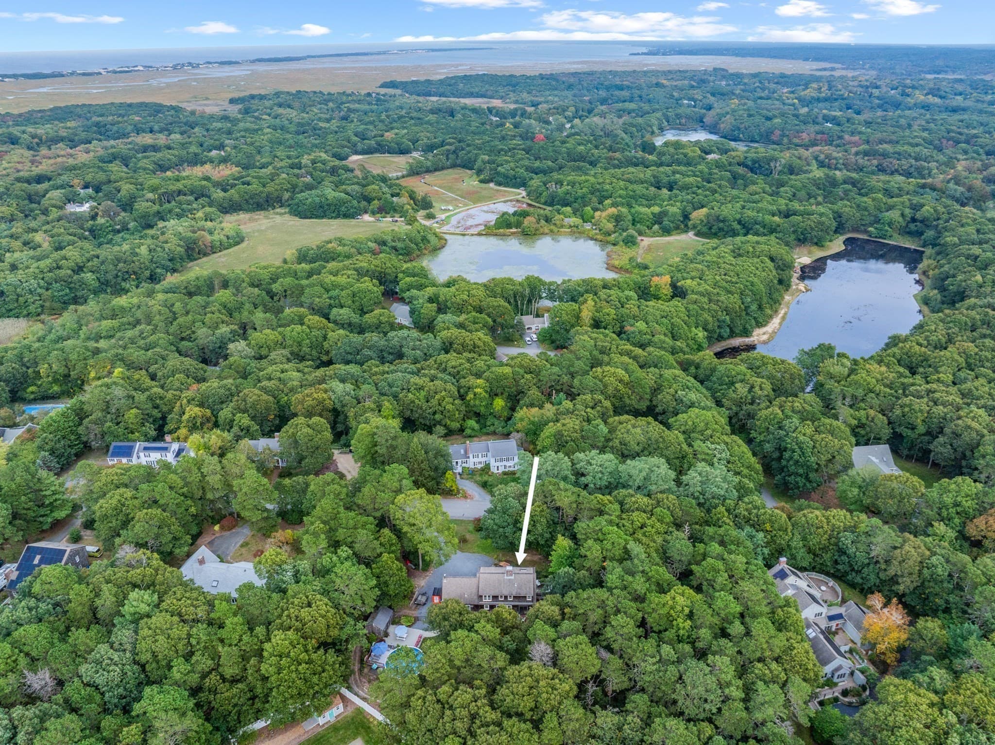Single Family Residence at 53 Kettle Hole Rd, Barnstable MA 02668, Barnstable, photo 5 of 42