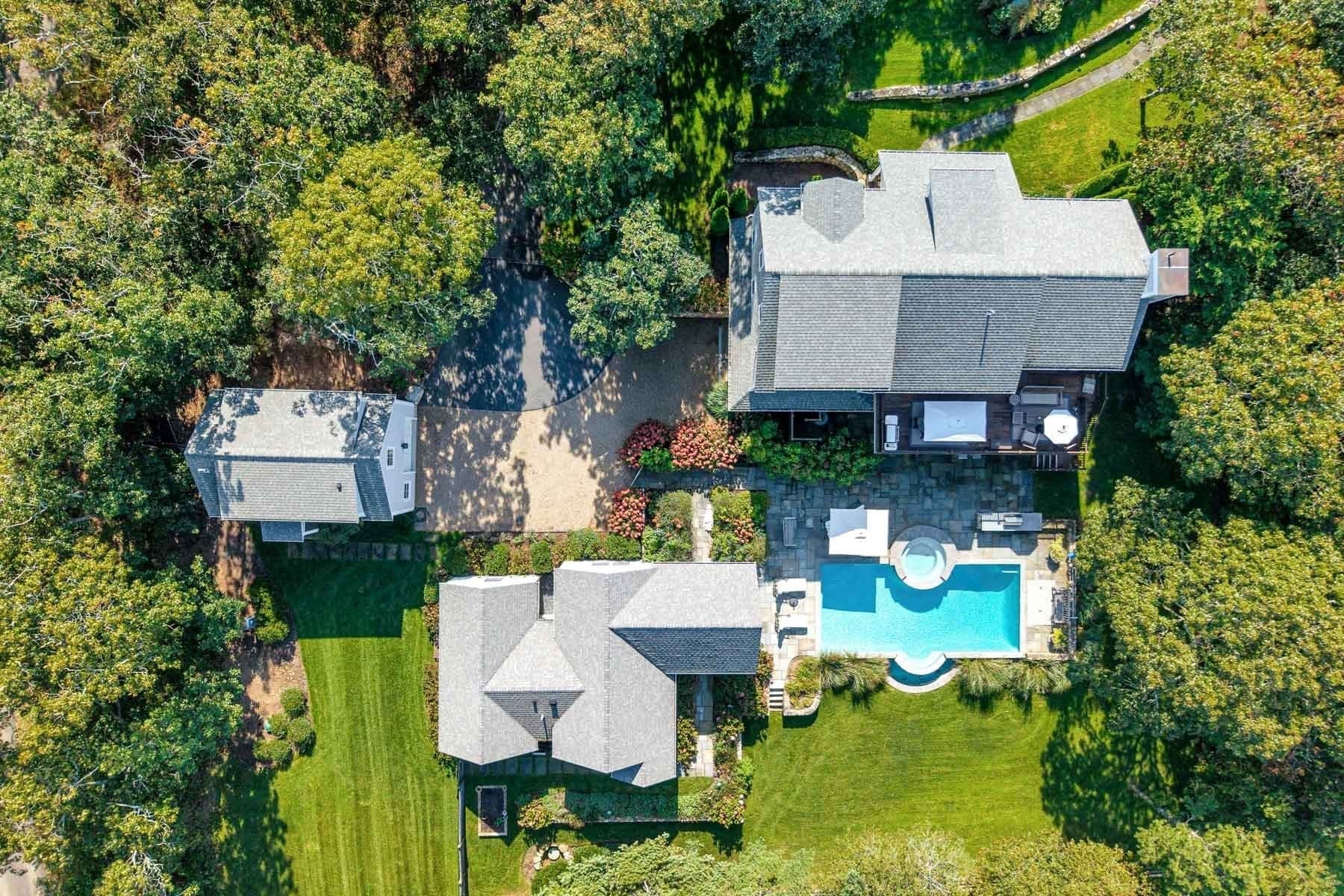 Single Family Residence at 29 Llewellyn Way, Edgartown MA 02539, Edgartown, photo 2 of 42