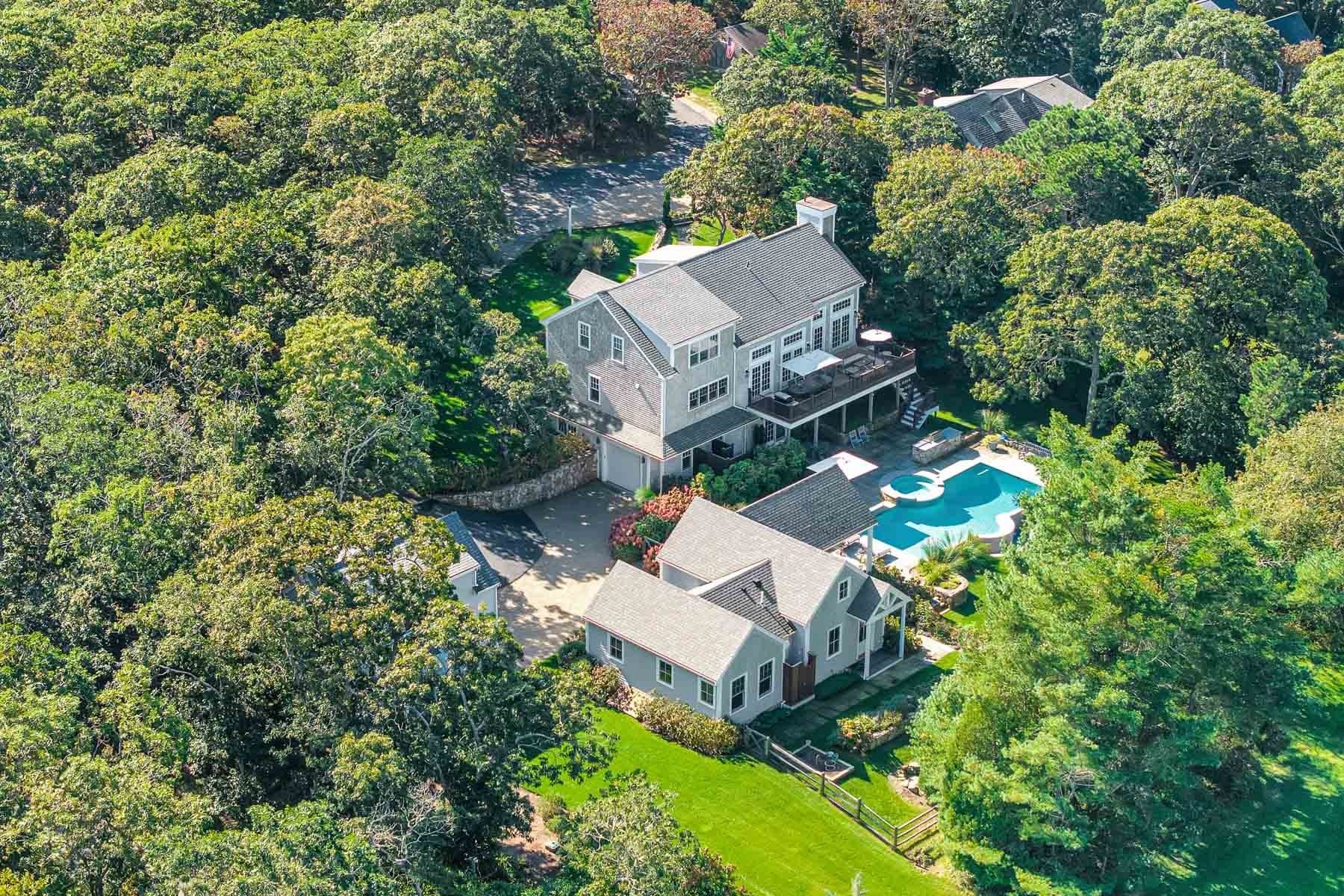 29 Llewellyn Way, Edgartown MA 02539