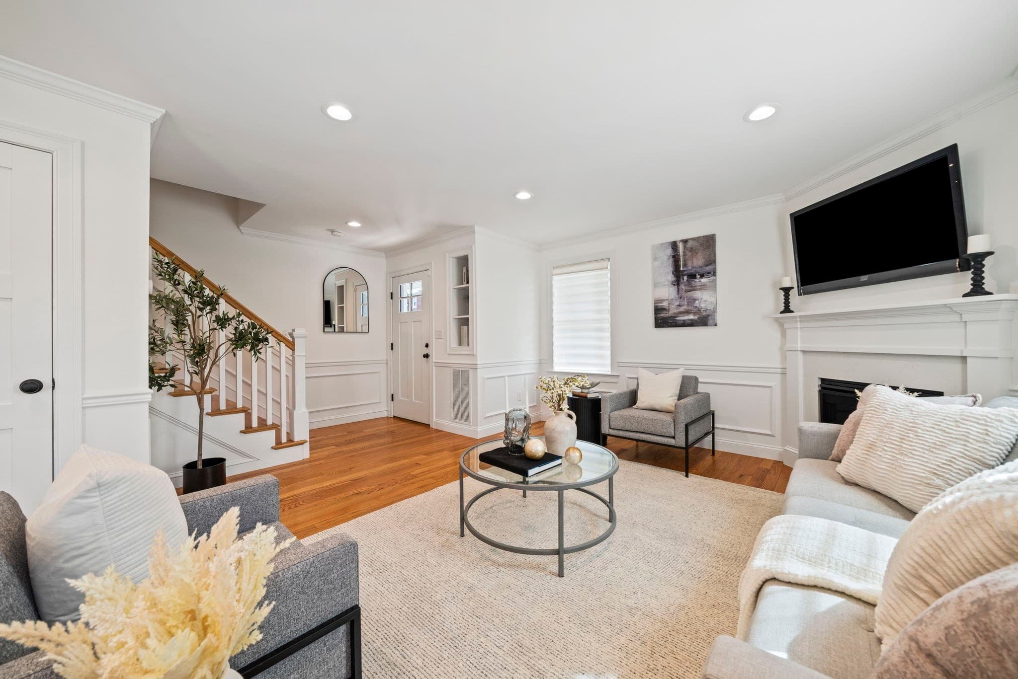 Condominium at 61 Gale Street # A, Waltham MA 02453, Waltham, photo 11 of 30