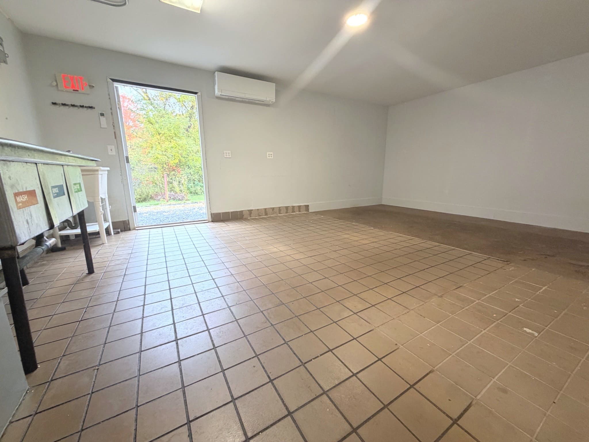 Commercial Sale at 26 Sturbridge Road, Brimfield MA 01010, photo 13 of 14