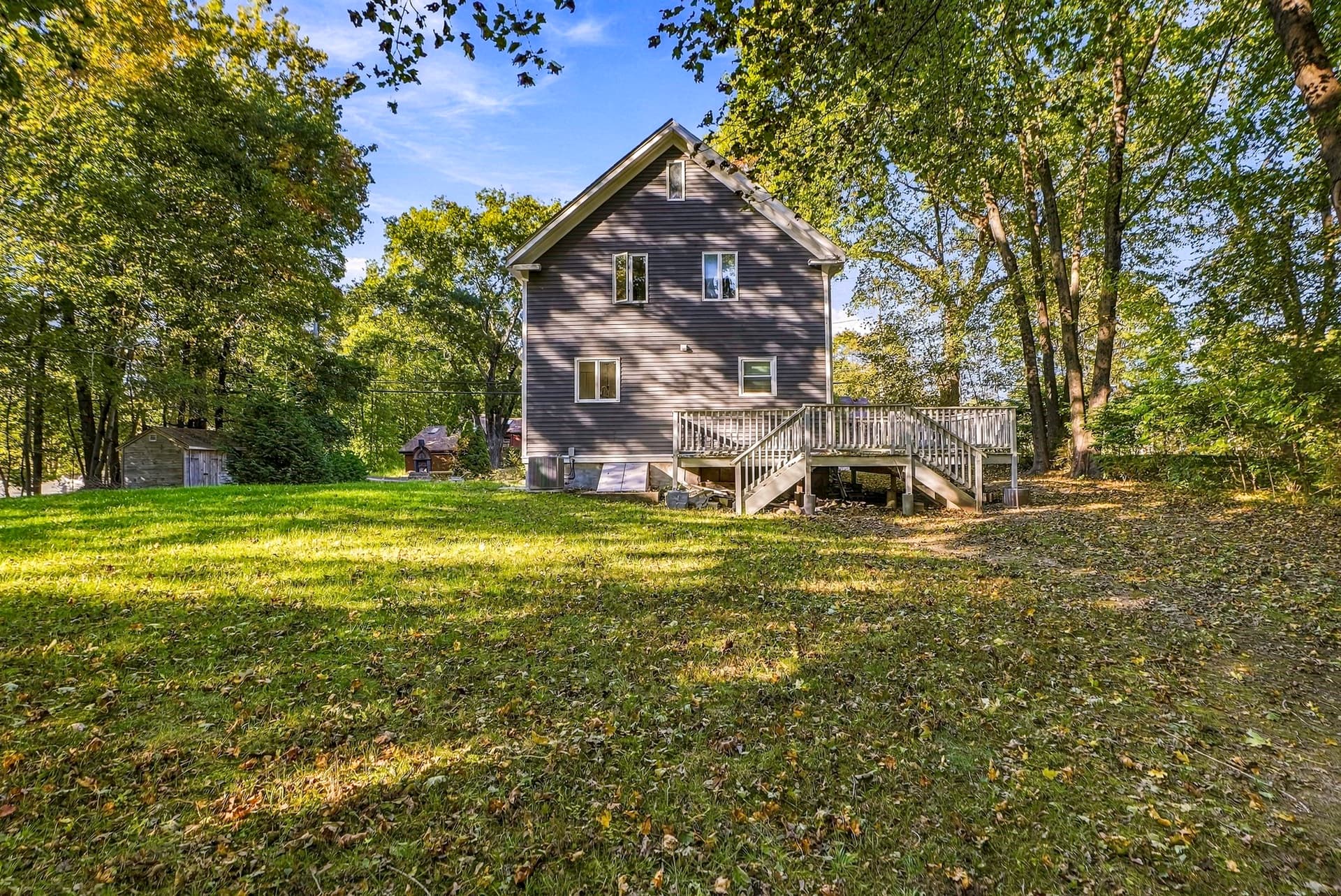 Single Family Residence at 477 Oakhill Ave, Attleboro MA 02760, photo 2 of 42