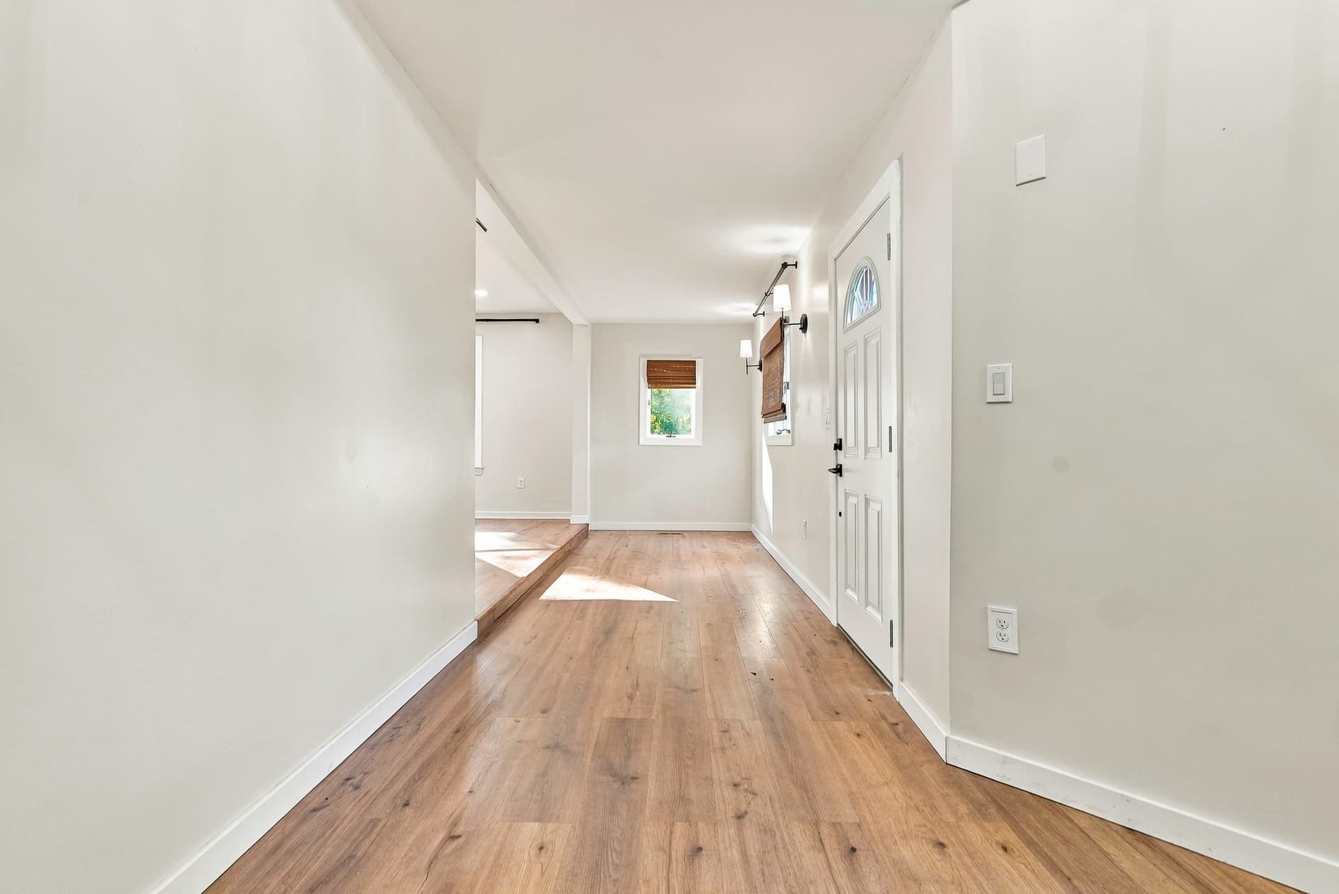 Single Family Residence at 477 Oakhill Ave, Attleboro MA 02760, photo 9 of 42