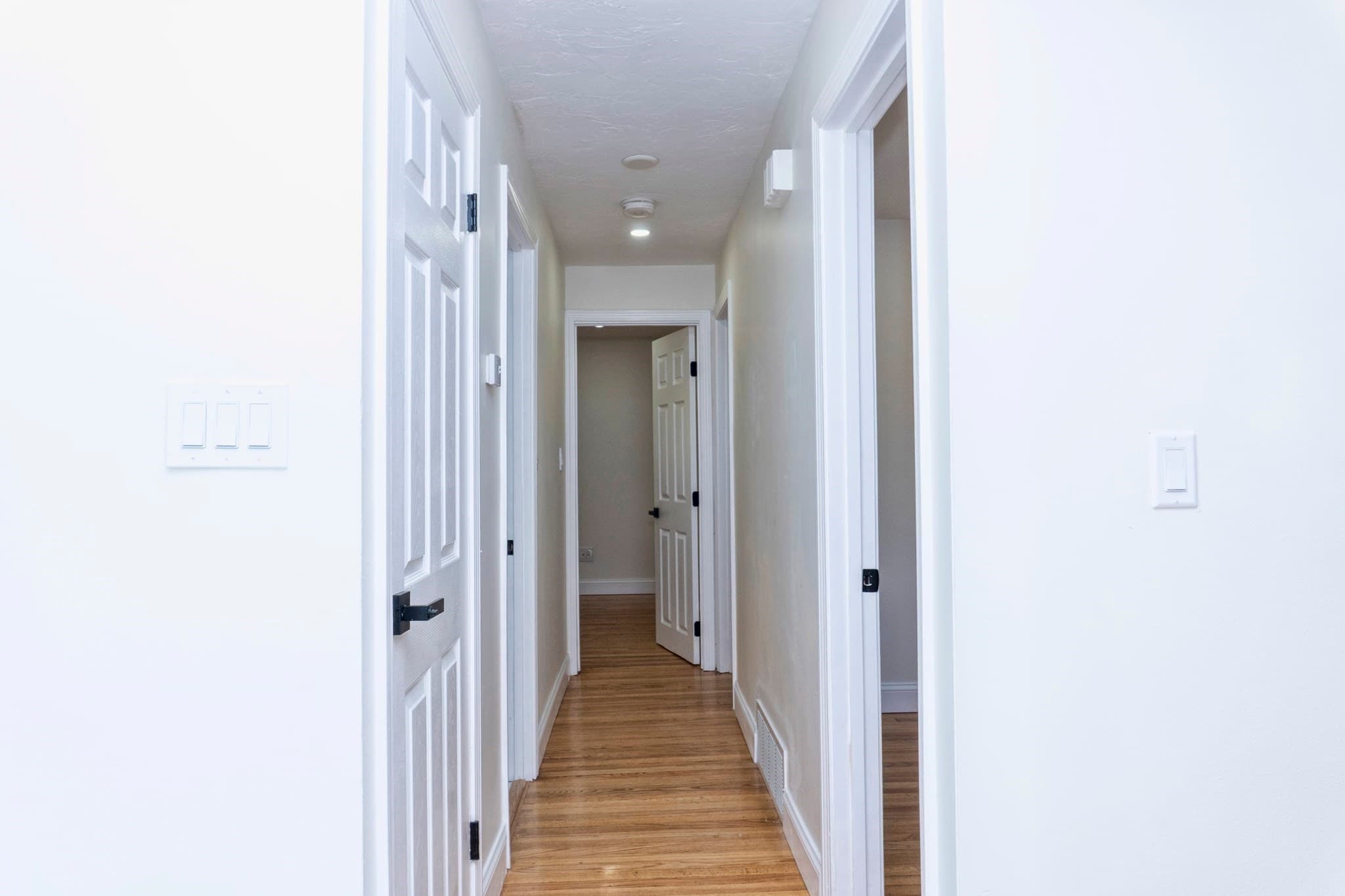 Single Family Residence at 32 Turnpike St, North Andover MA 01845, North Andover, photo 17 of 26