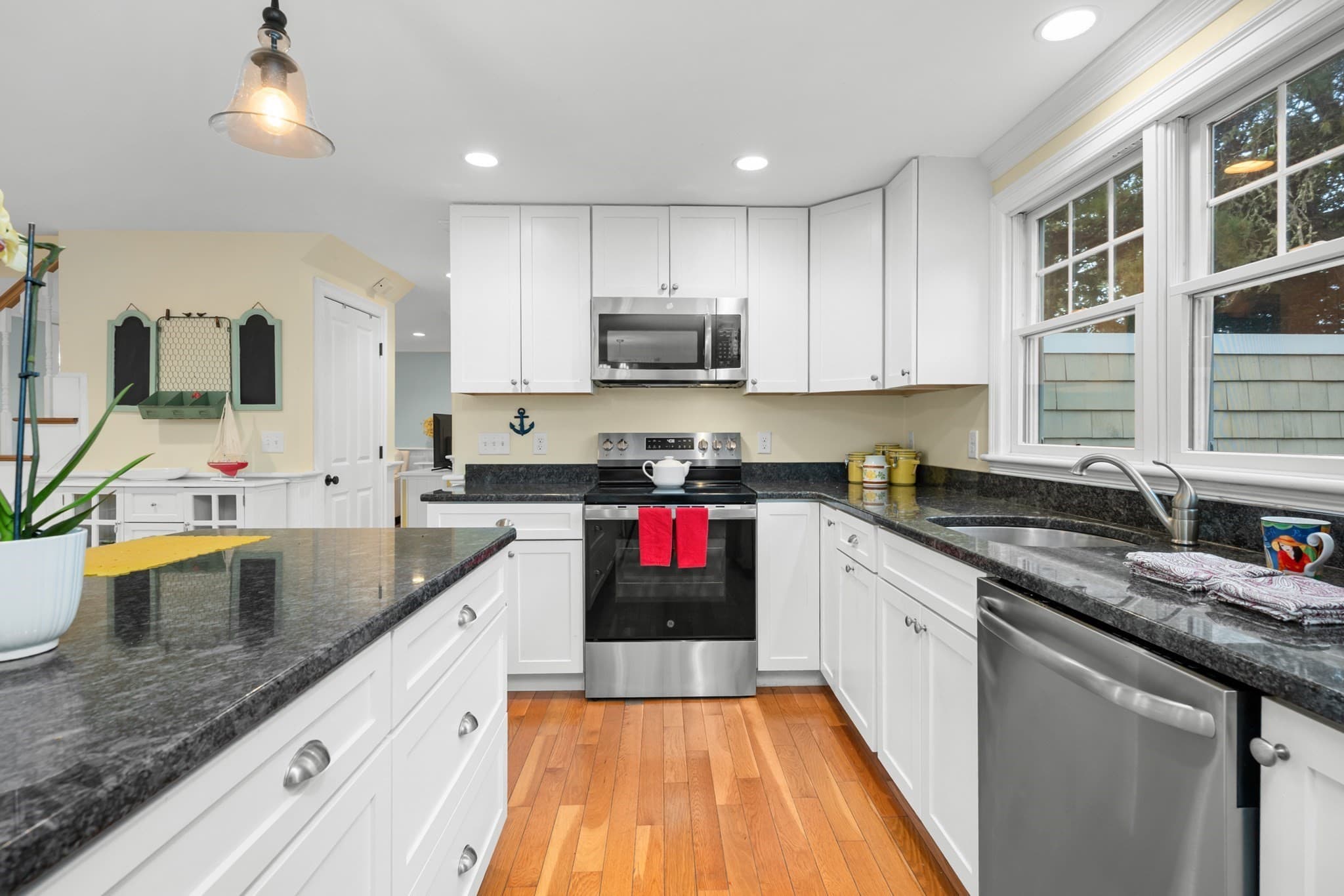 Single Family Residence at 112 Soundview, Chatham MA 02633, Chatham, photo 11 of 27