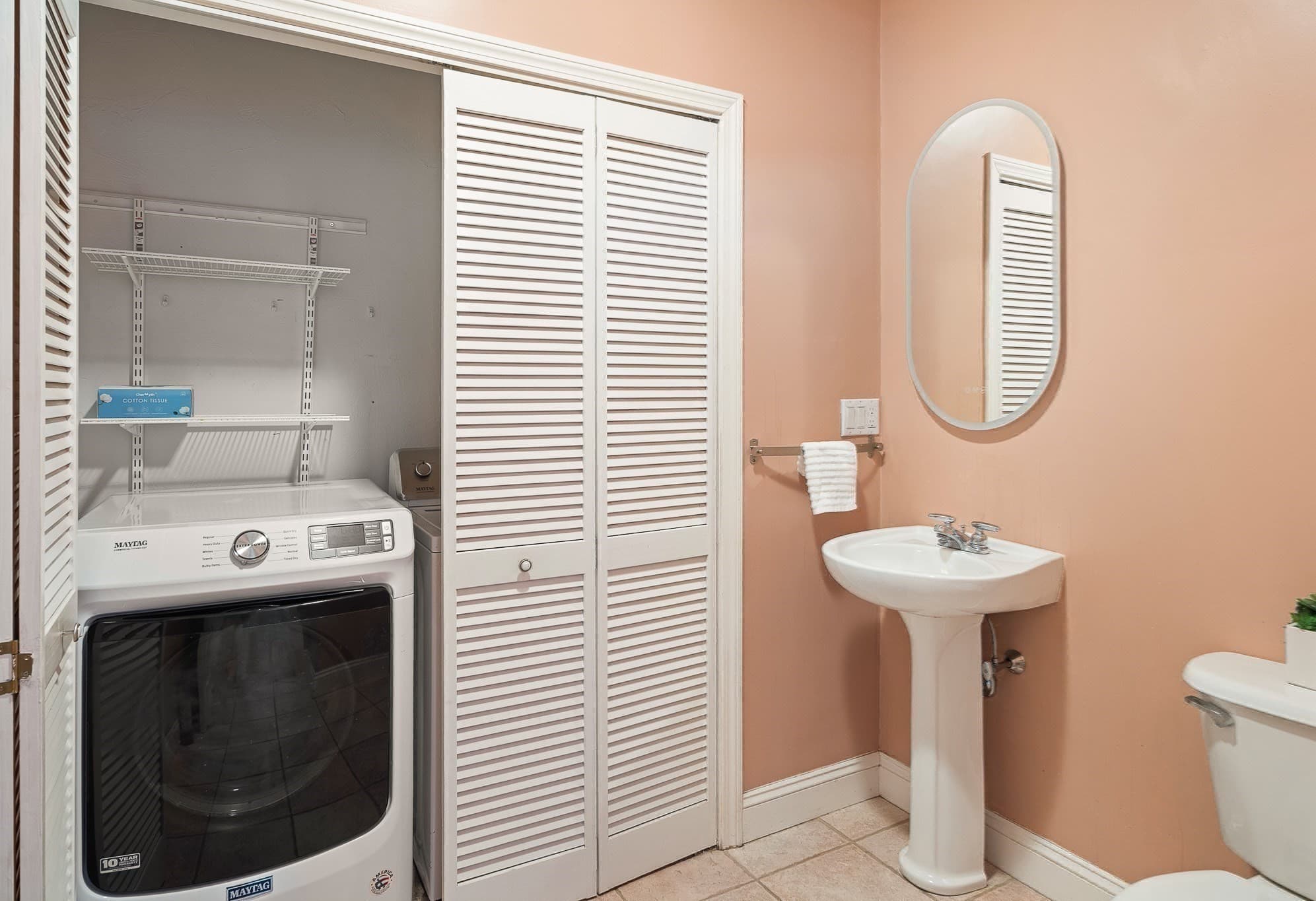 Condominium at 18 Pettee St # 18, Newton MA 02464, Newton, photo 16 of 29