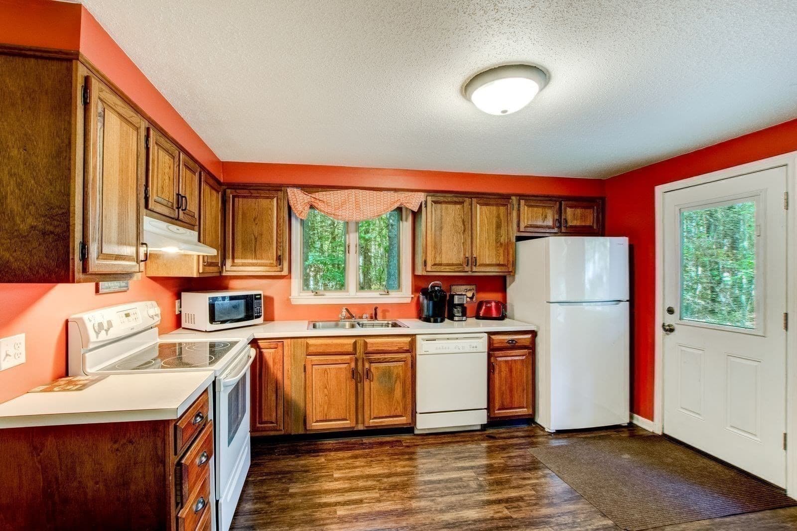 Single Family Residence at 46 Country Road, Lunenburg MA 01462, Lunenburg, photo 6 of 41