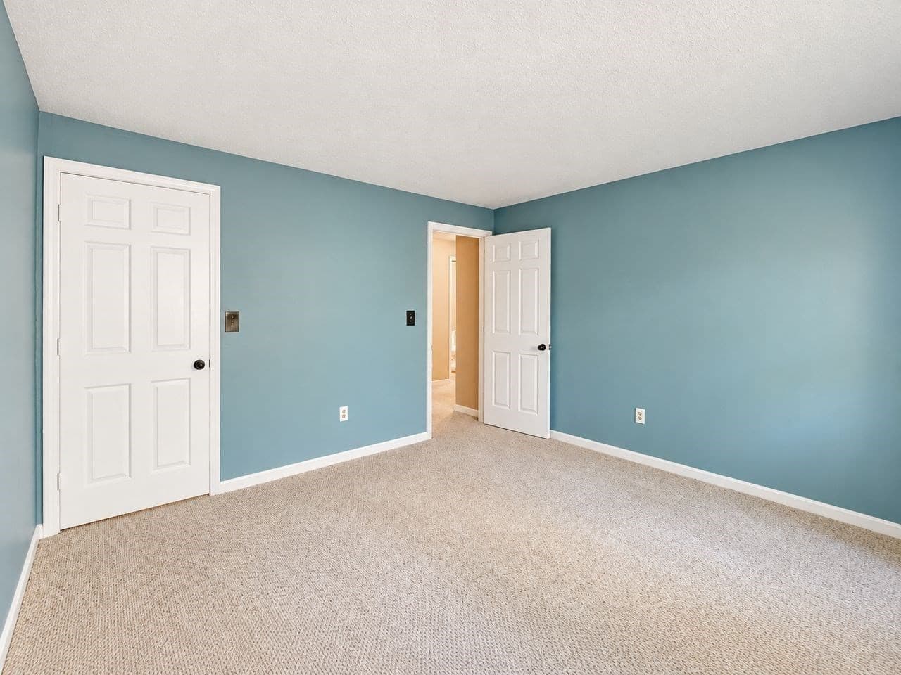 Single Family Residence at 46 Country Road, Lunenburg MA 01462, Lunenburg, photo 36 of 41