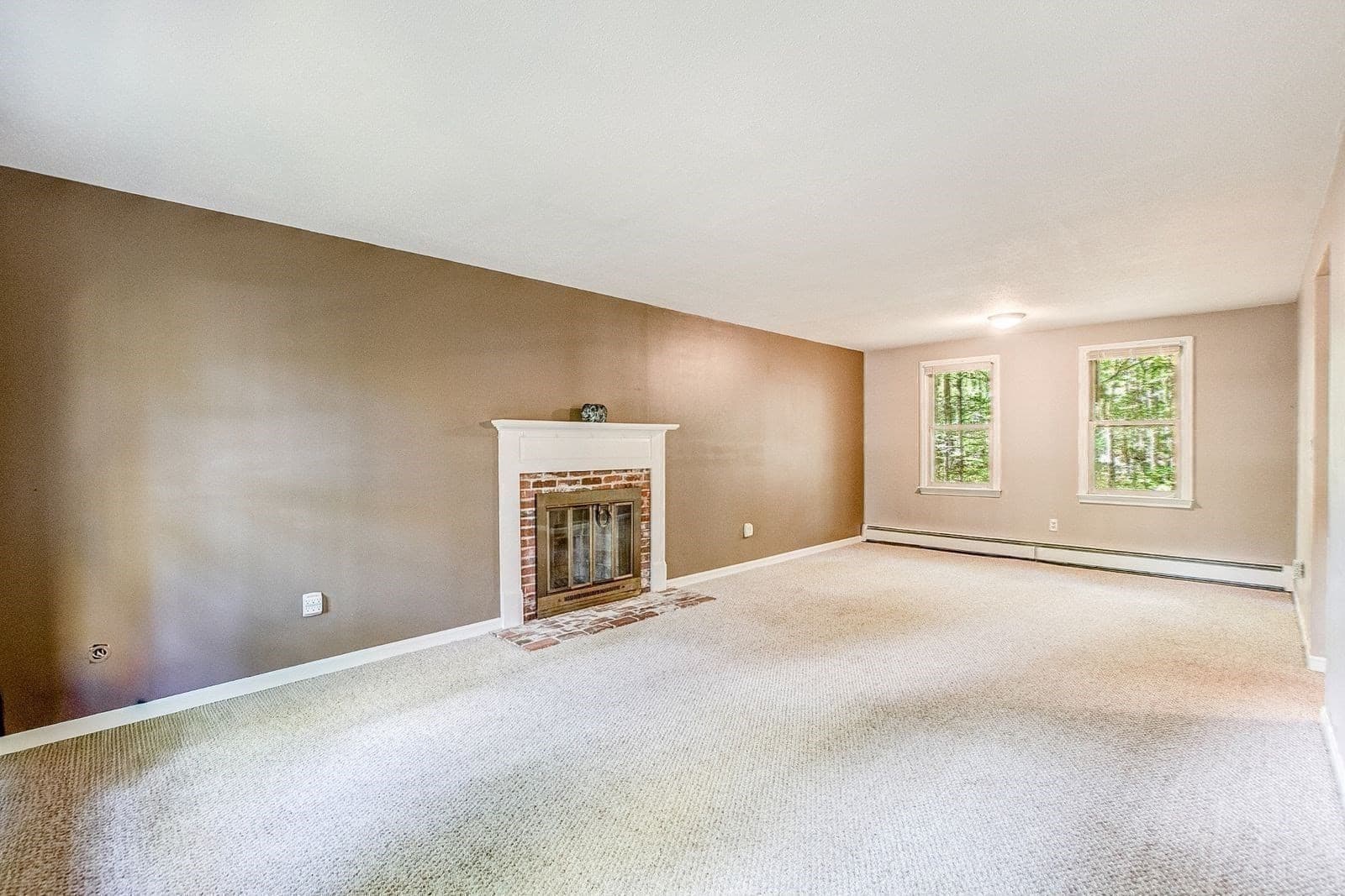 Single Family Residence at 46 Country Road, Lunenburg MA 01462, Lunenburg, photo 15 of 41