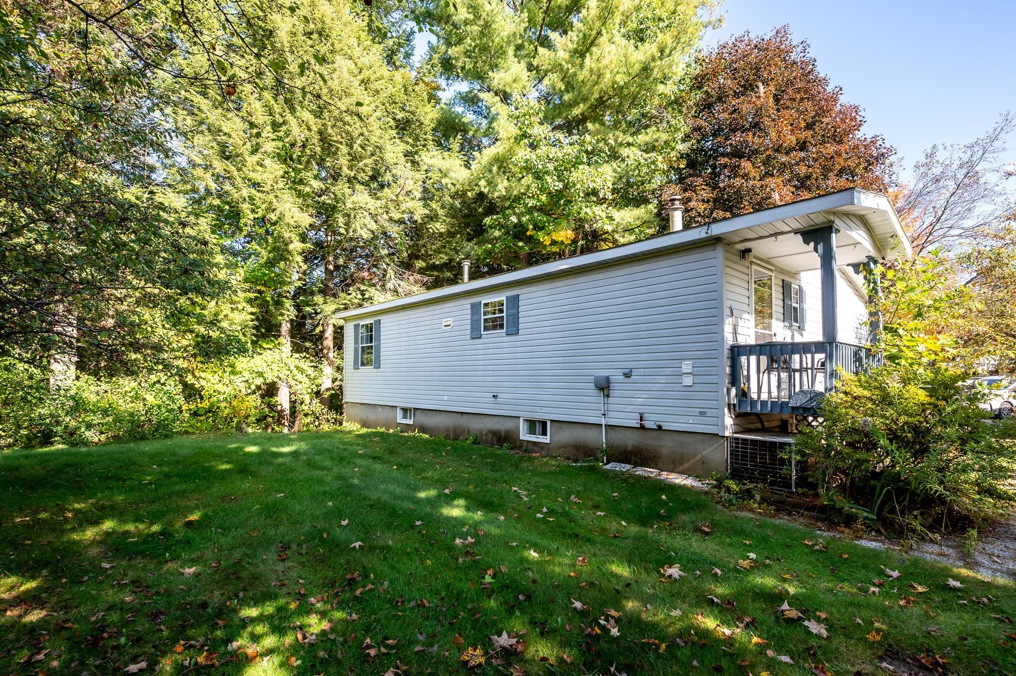 Mobile Home at 16 Lilac Ln, Belmont NH 03220, Belmont, photo 3 of 35