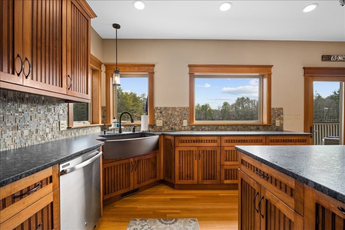 Single Family Residence at 105 Sandy Beach Rd, Holland MA 01521, Holland, photo 3 of 40