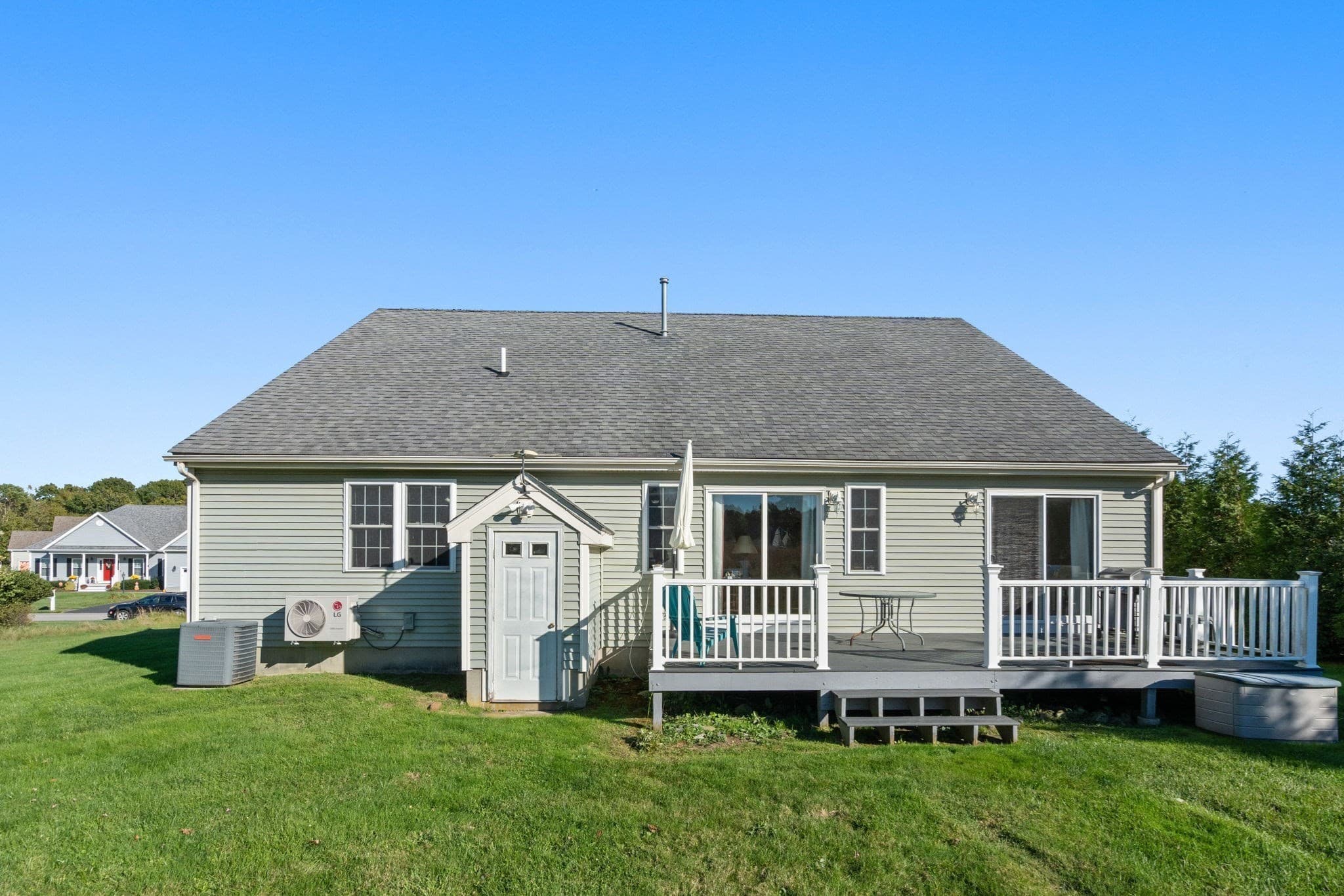 Single Family Residence at 3076 Hunters Hill Dr, Dighton MA 02715, Dighton, photo 4 of 36