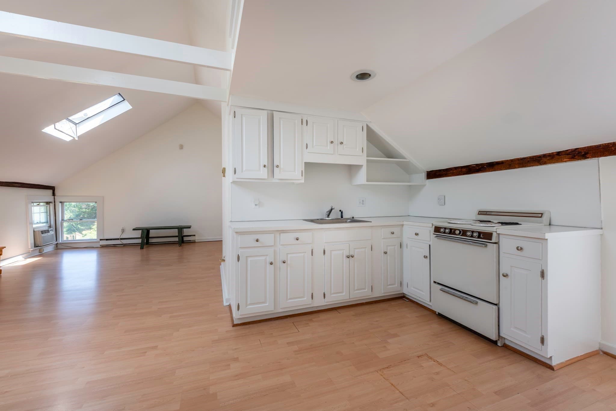 Single Family Residence at 10 Reiling Pond Rd, Lincoln MA 01773, Lincoln, photo 15 of 24