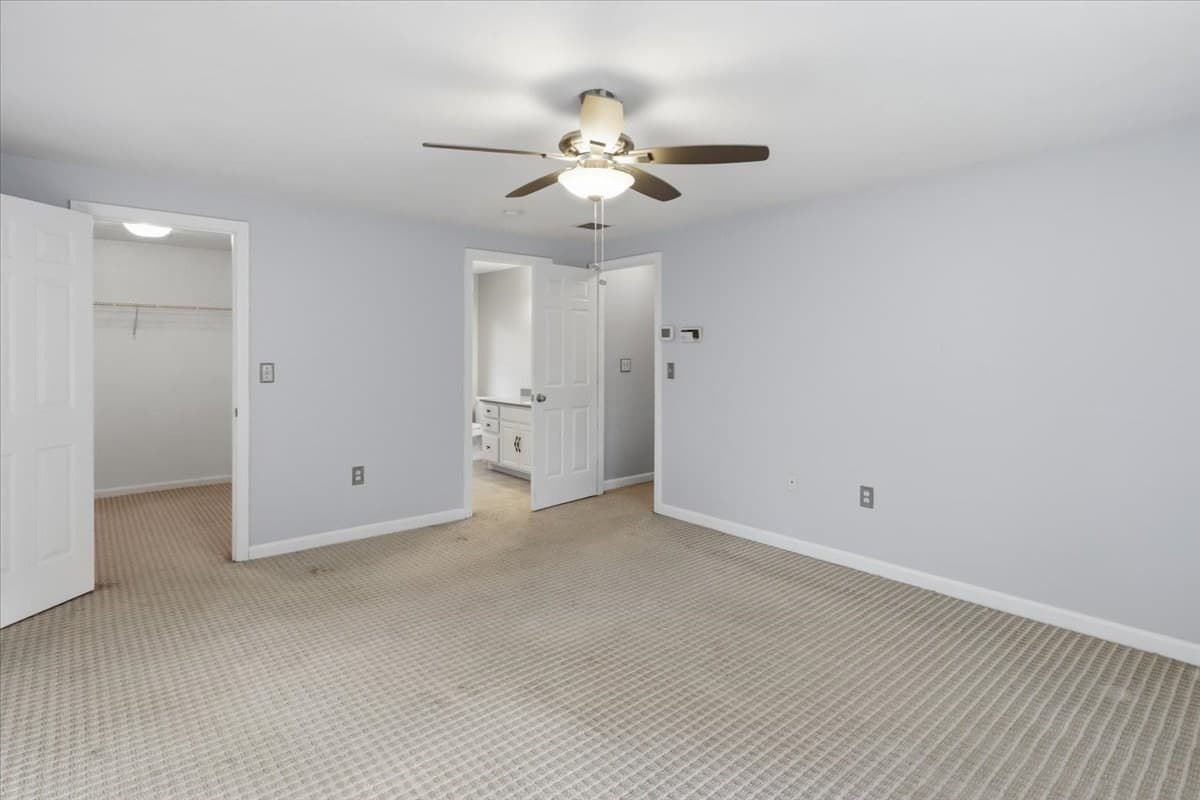 Single Family Residence at 319 Oak St, Swansea MA 02777, Swansea, photo 16 of 35