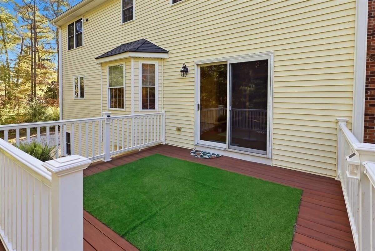 Single Family Residence at 319 Oak St, Swansea MA 02777, Swansea, photo 32 of 35