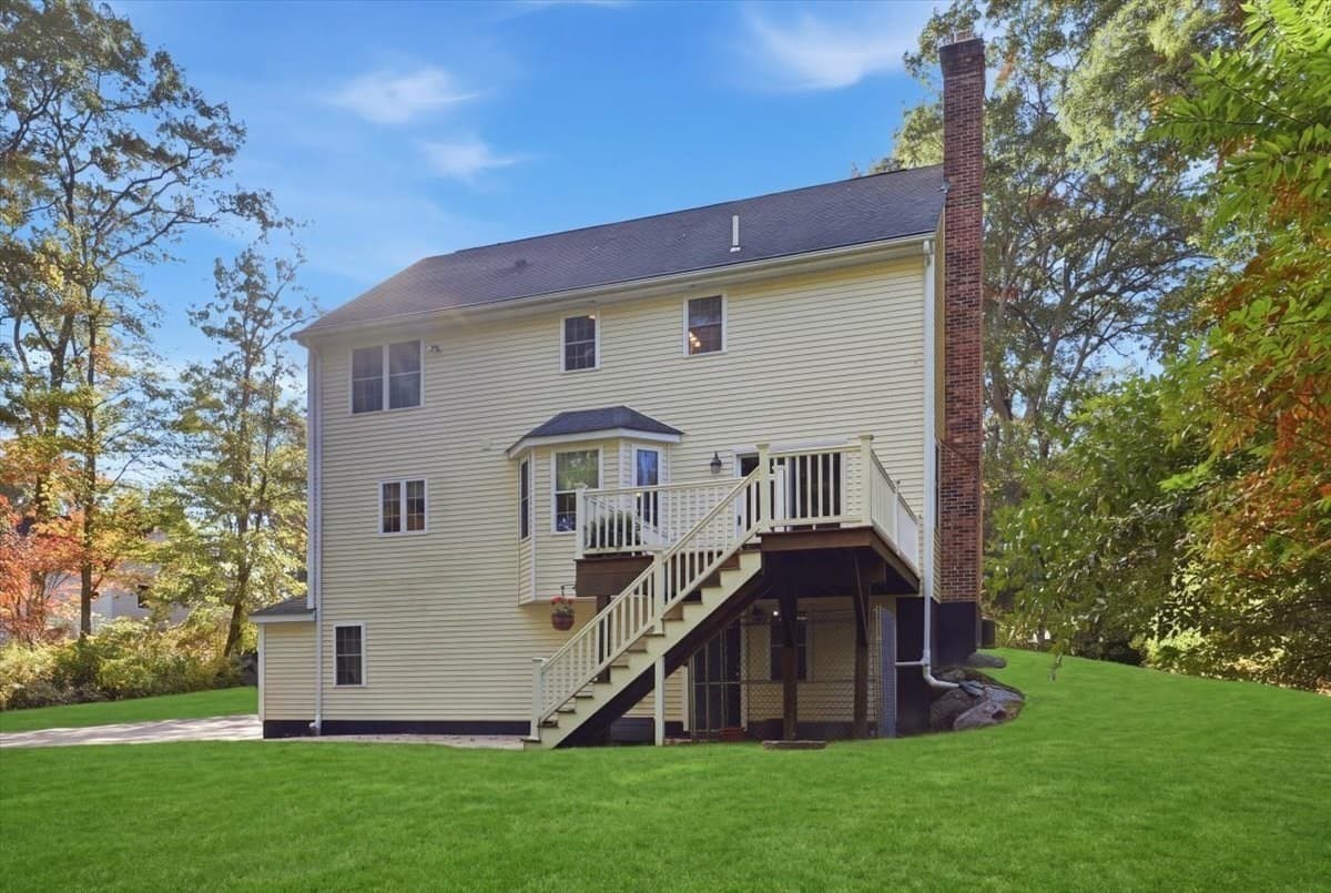 Single Family Residence at 319 Oak St, Swansea MA 02777, Swansea, photo 29 of 35