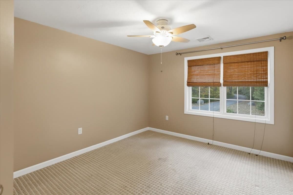 Single Family Residence at 319 Oak St, Swansea MA 02777, Swansea, photo 21 of 35