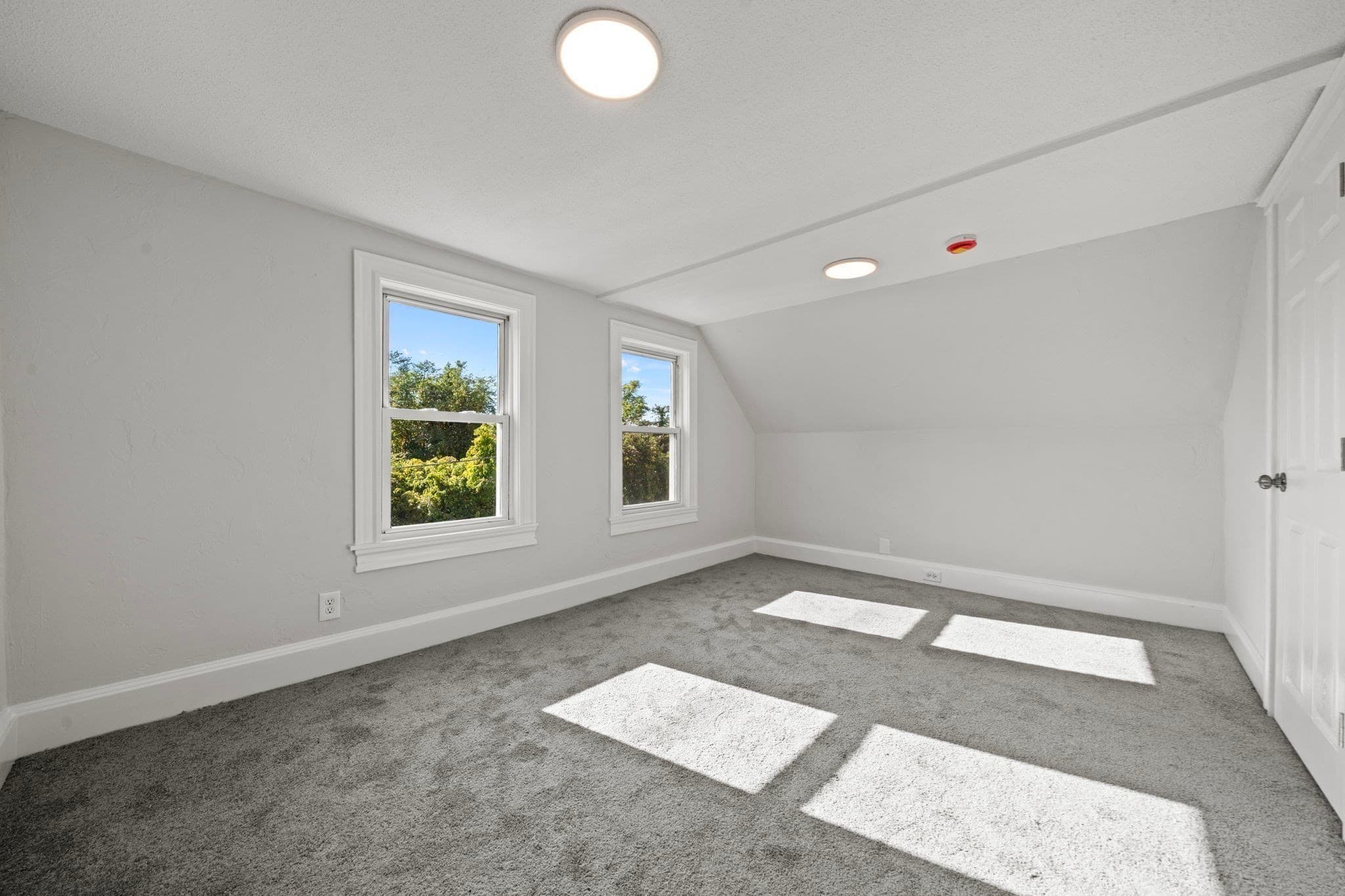Single Family Residence at 26 Neptune Street Court, Lynn MA 01905, Lynn, photo 14 of 24