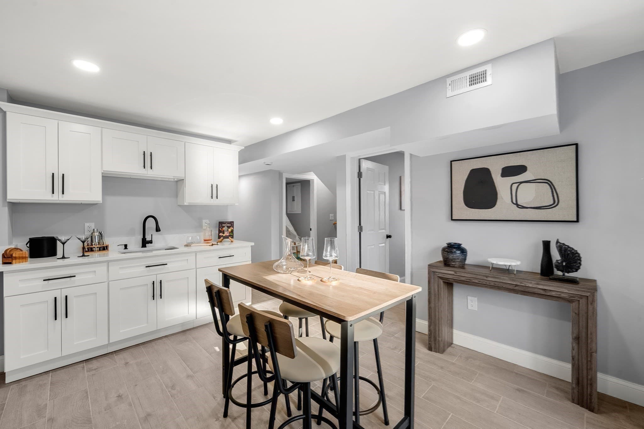 Single Family Residence at 18 Derne, Everett MA 02149, Everett, photo 22 of 25