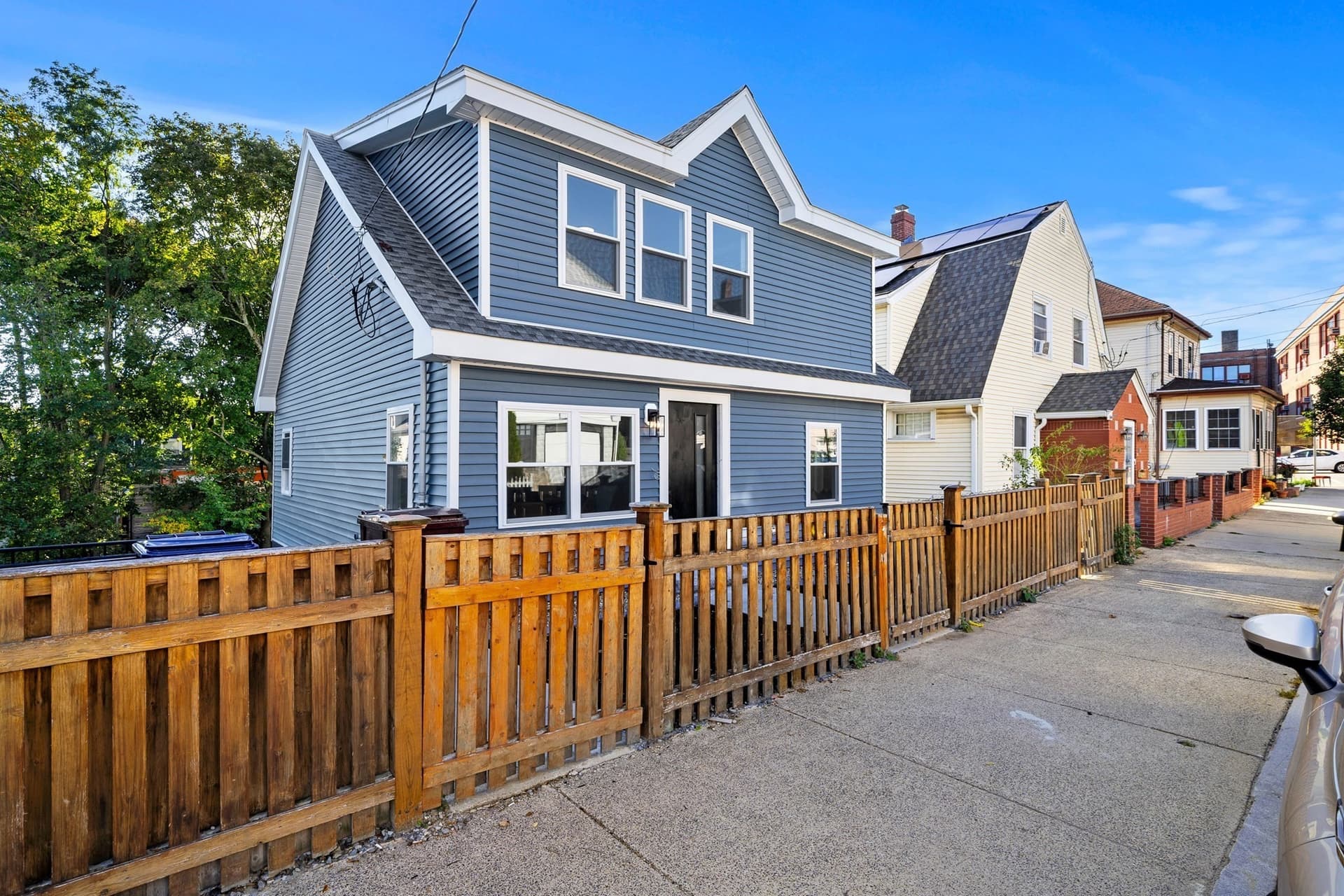18 Derne, Everett MA 02149