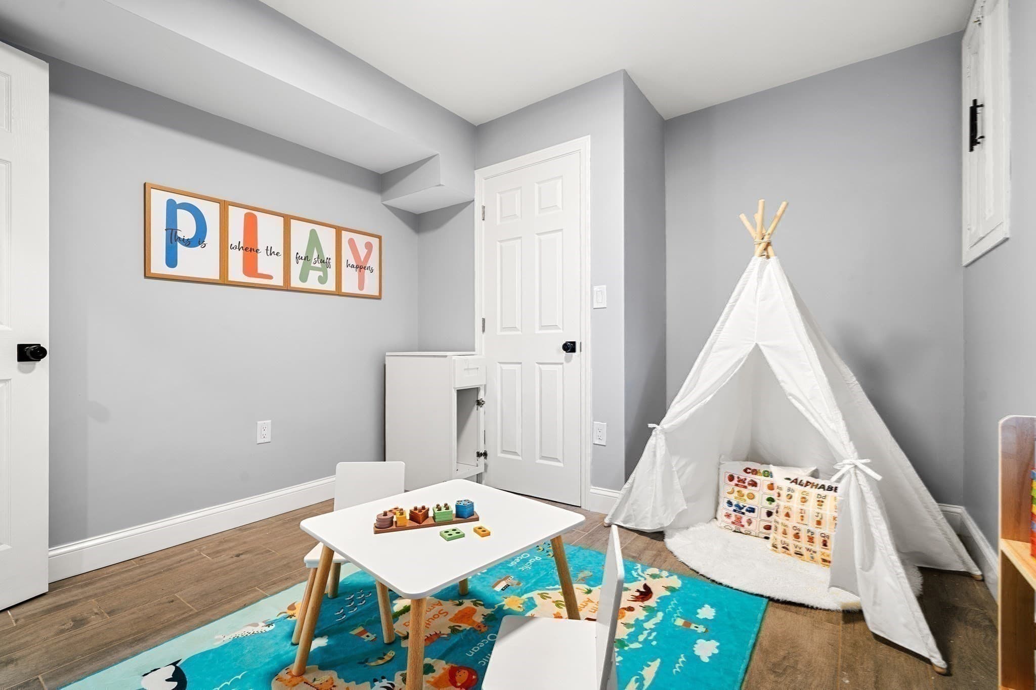 Single Family Residence at 18 Derne, Everett MA 02149, Everett, photo 15 of 25