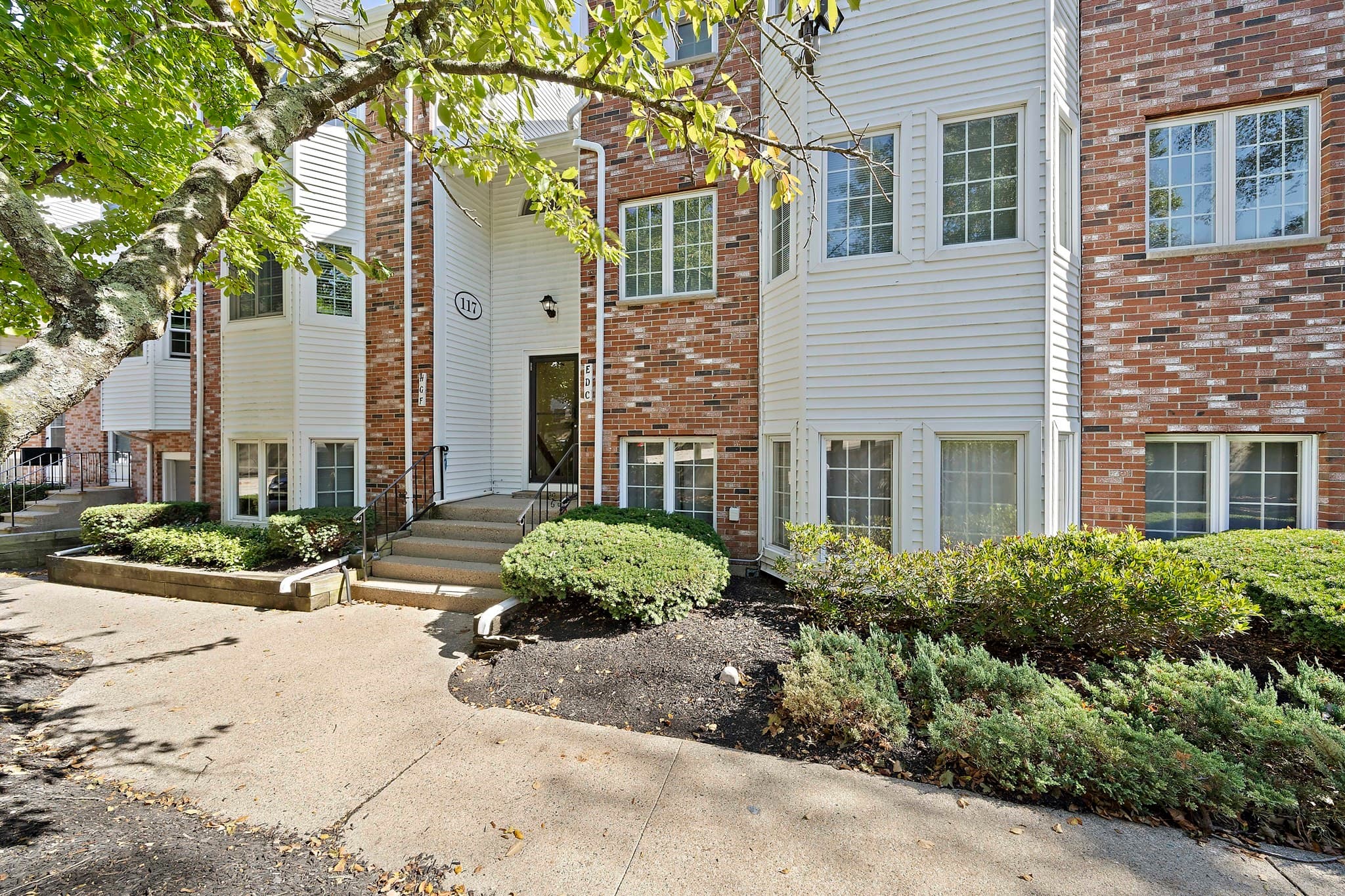 117 Tall Oaks Dr # H, Weymouth MA 02190