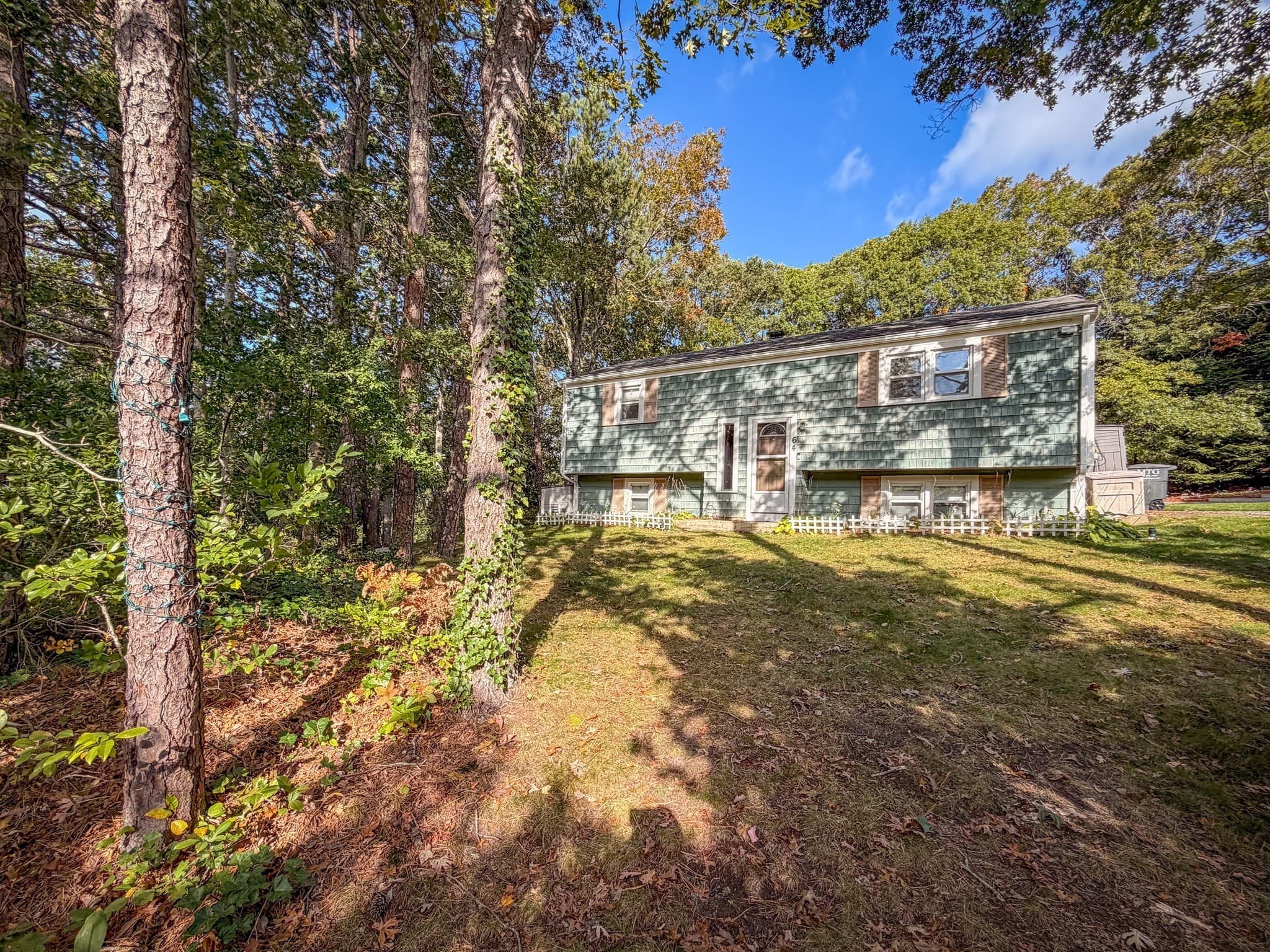 Single Family Residence at 64 Hillside Dr, Plymouth MA 02360, Plymouth, photo 2 of 21