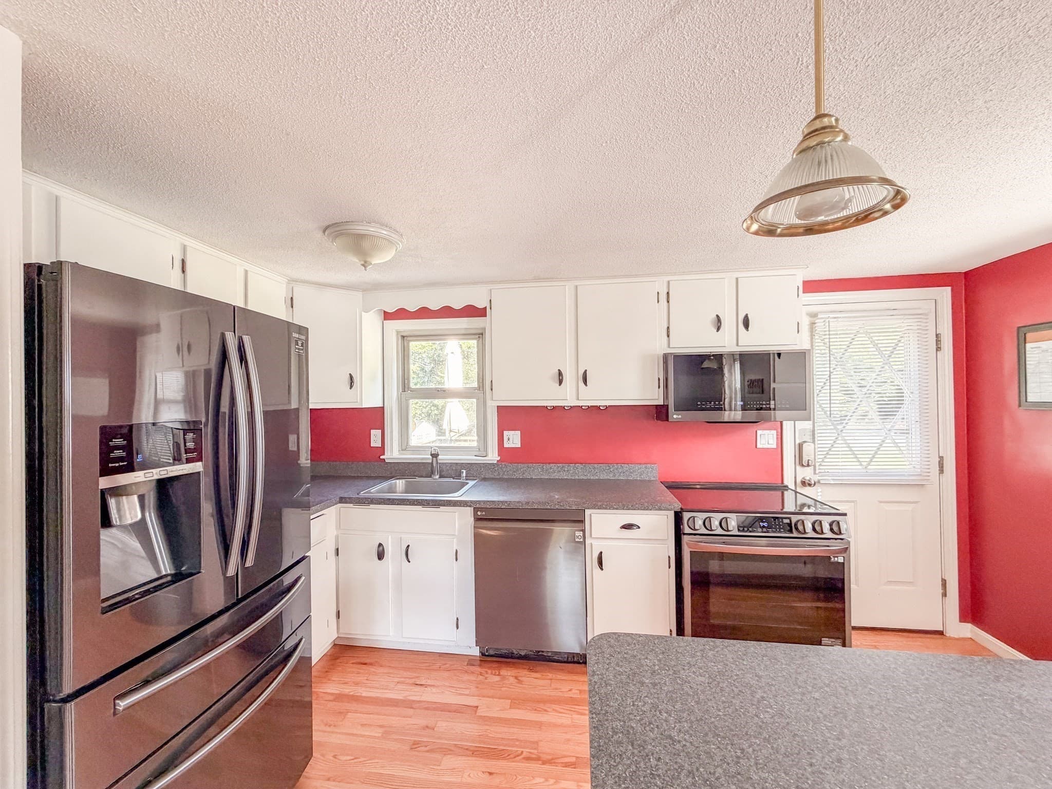 Single Family Residence at 64 Hillside Dr, Plymouth MA 02360, Plymouth, photo 3 of 21