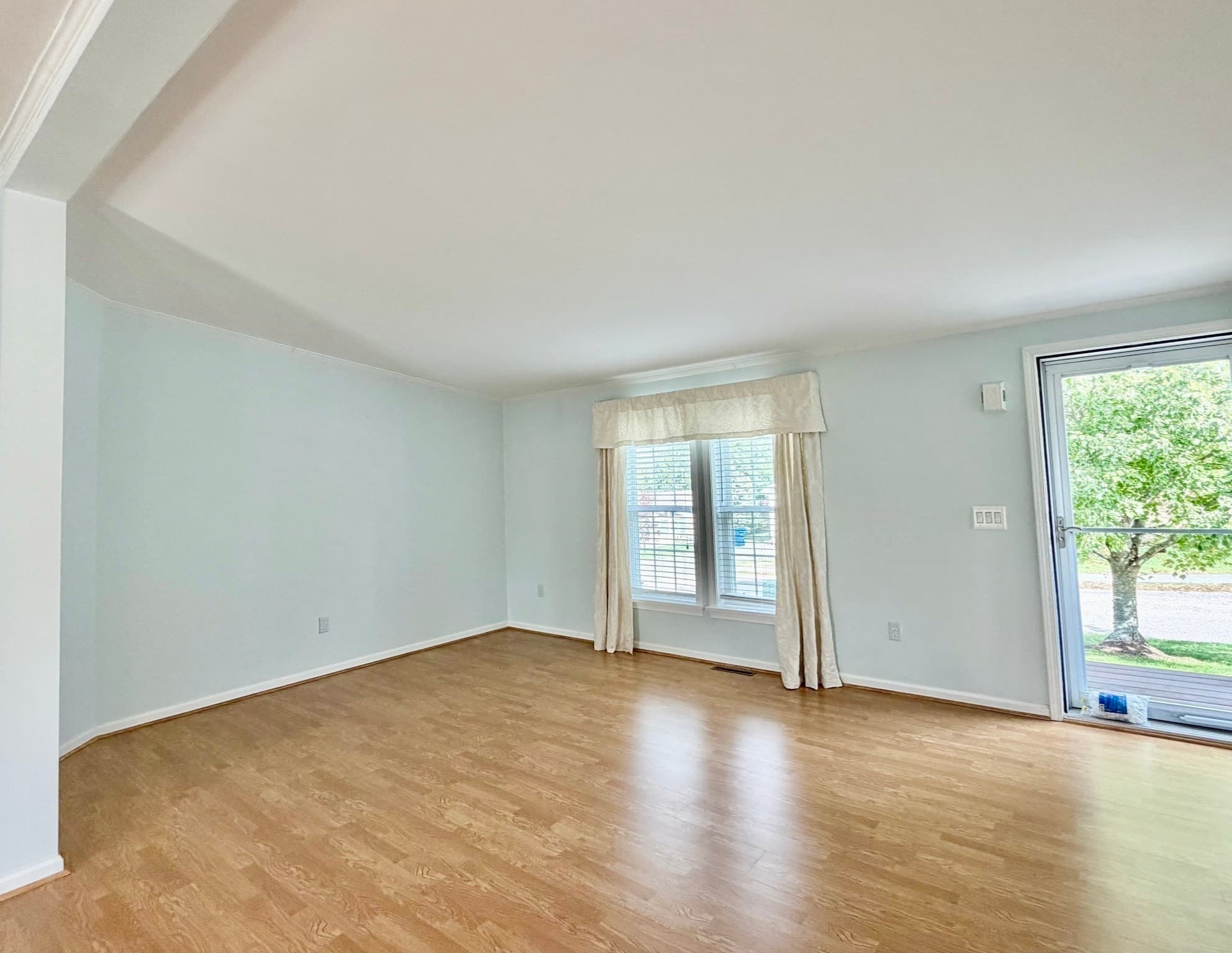 Single Family Residence at 2604 Pheasant Lane, Middleboro MA 02346, Middleboro, photo 5 of 42