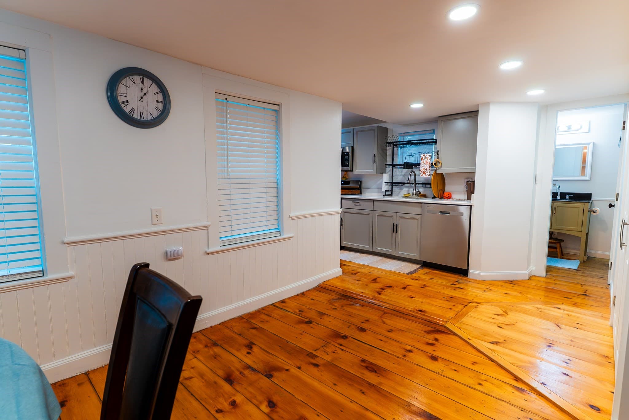 Single Family Residence at 2 Washington St # 2, Amesbury MA 01913, Amesbury, photo 8 of 28