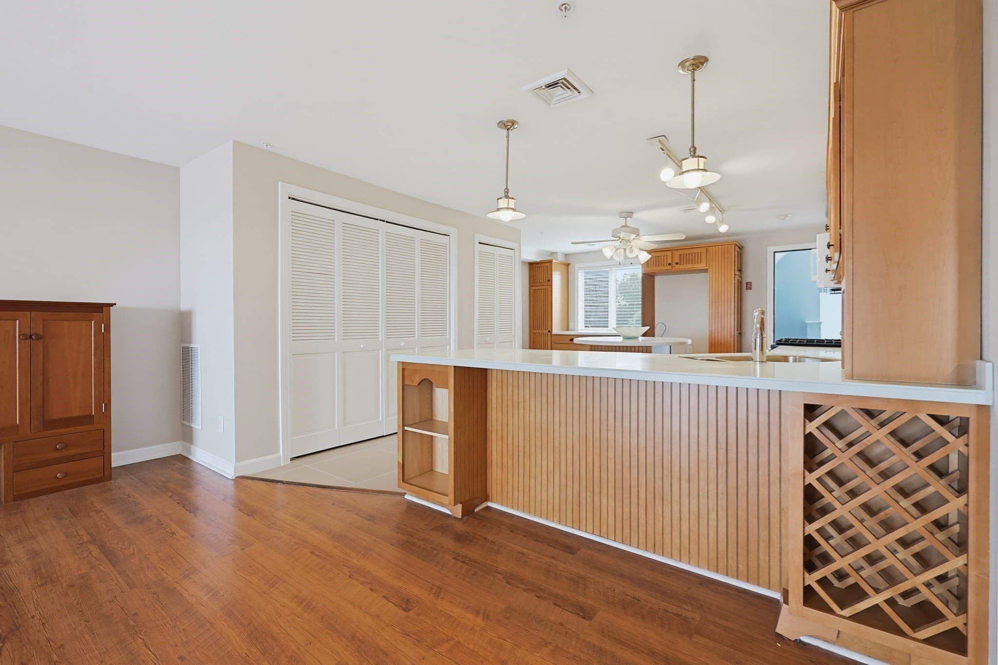 Condominium at 4 Highland Ter # 415, Plymouth MA 02360, Plymouth, photo 7 of 42