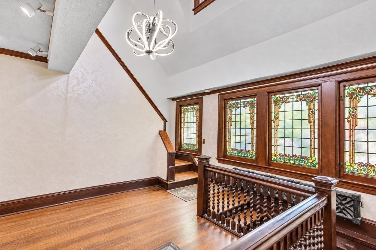 Single Family Residence at 190 Fort Pleasant Ave, Springfield MA 01108, Springfield, photo 10 of 36