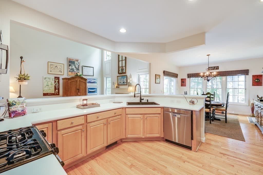 Single Family Residence at 11 Webster Reach, Plymouth MA 02360, Plymouth, photo 13 of 38