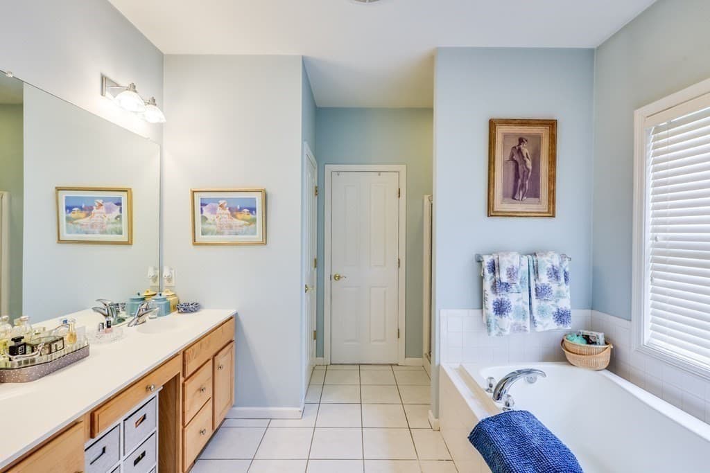 Single Family Residence at 11 Webster Reach, Plymouth MA 02360, Plymouth, photo 21 of 38